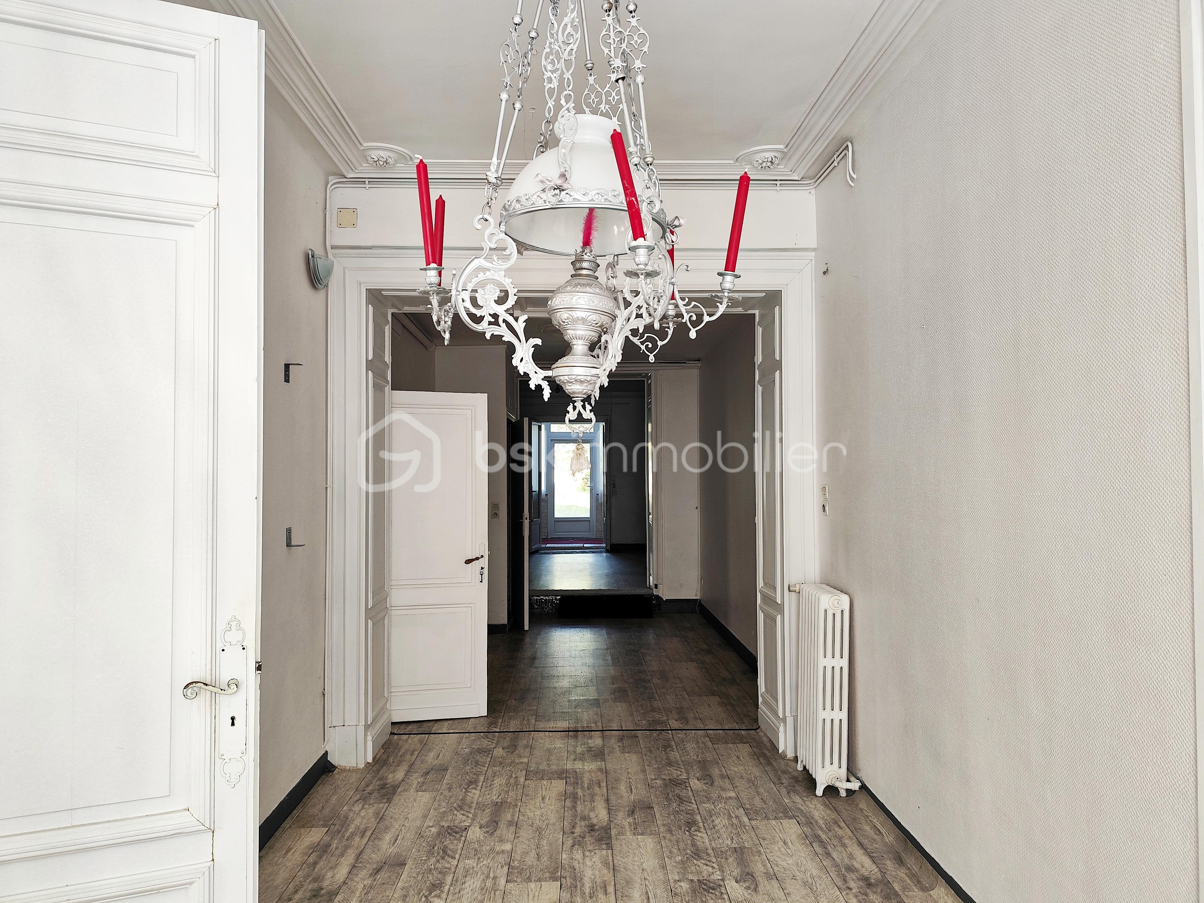 Demeure de 470 m² - 1000002613.jpg