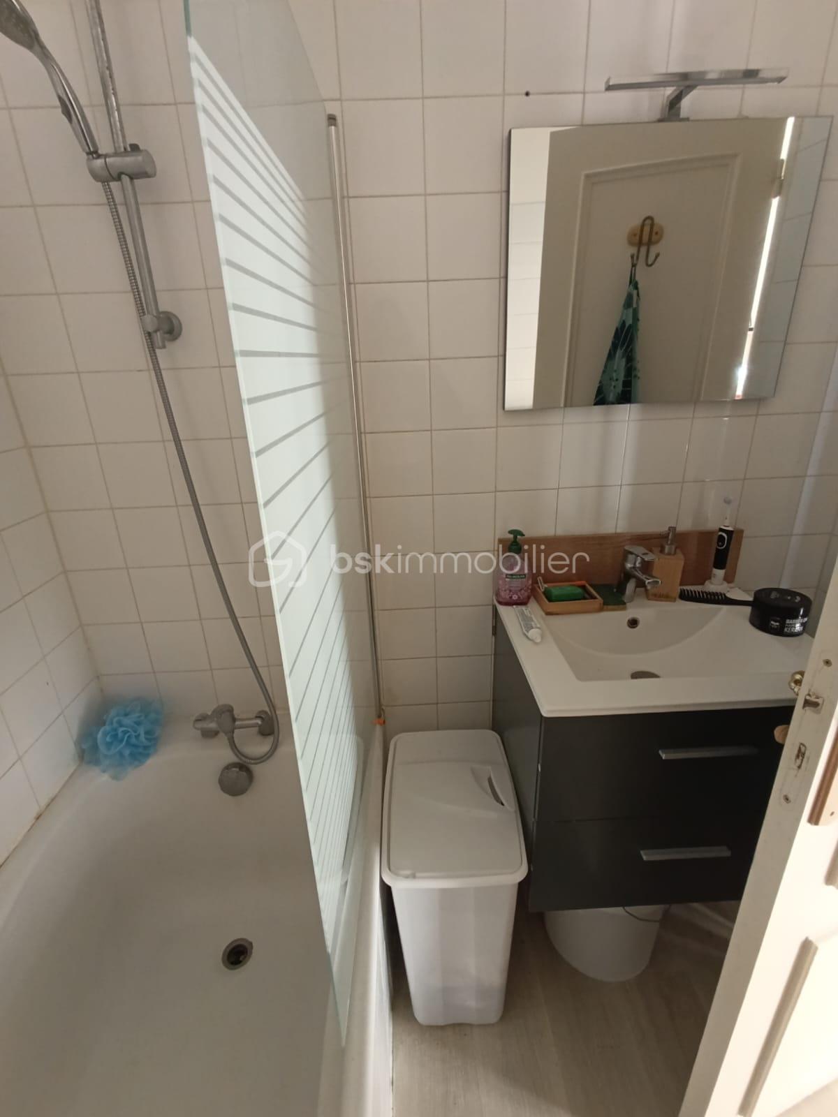 Immeuble de 90 m² - 1758534652936.jpg
