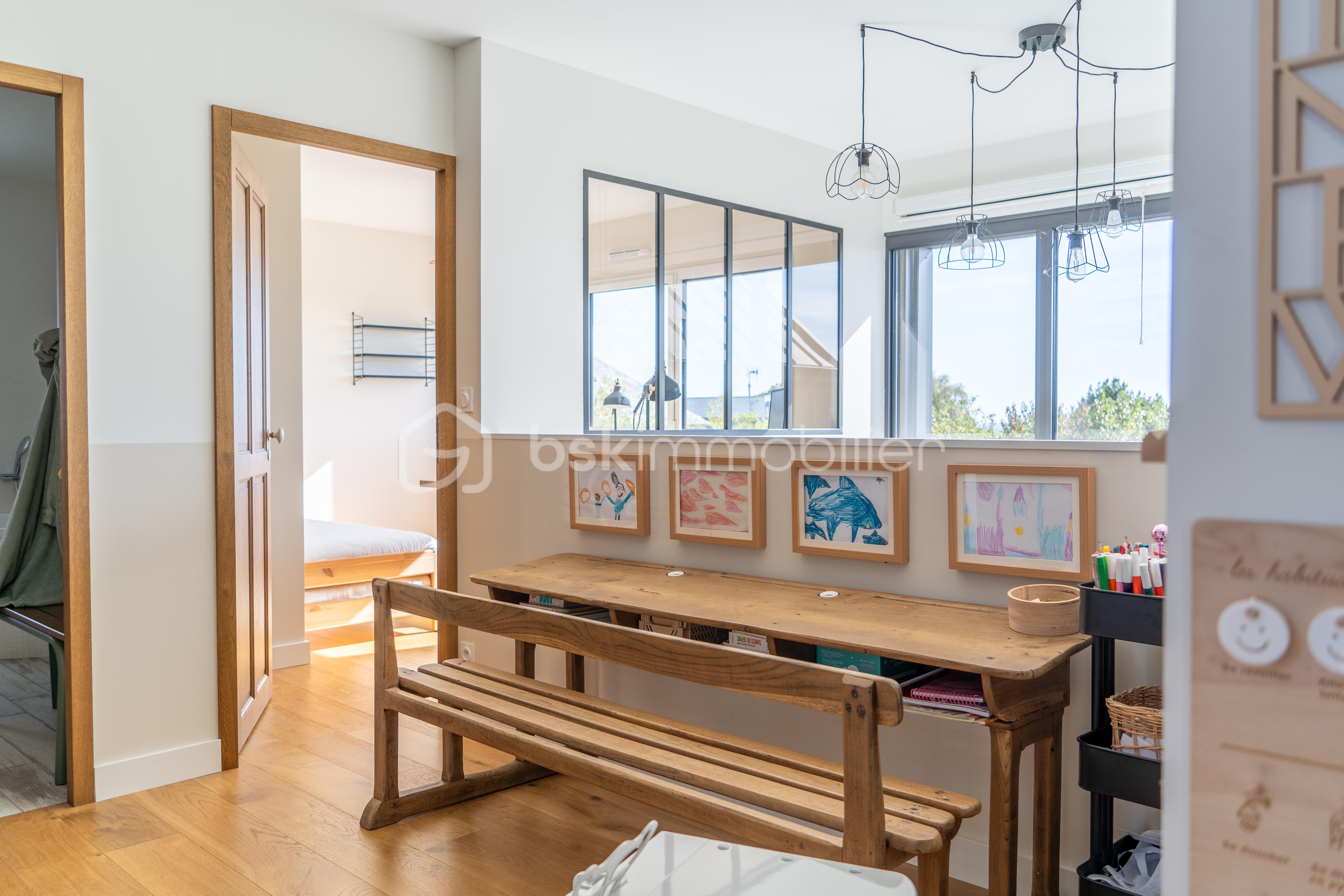 Maison d architecte de 240 m² - 305448_Maison-d-architecte-de-centre-ville-de-240m-piscine-Saint-Aubin-d-Aubigné_n07.jpg