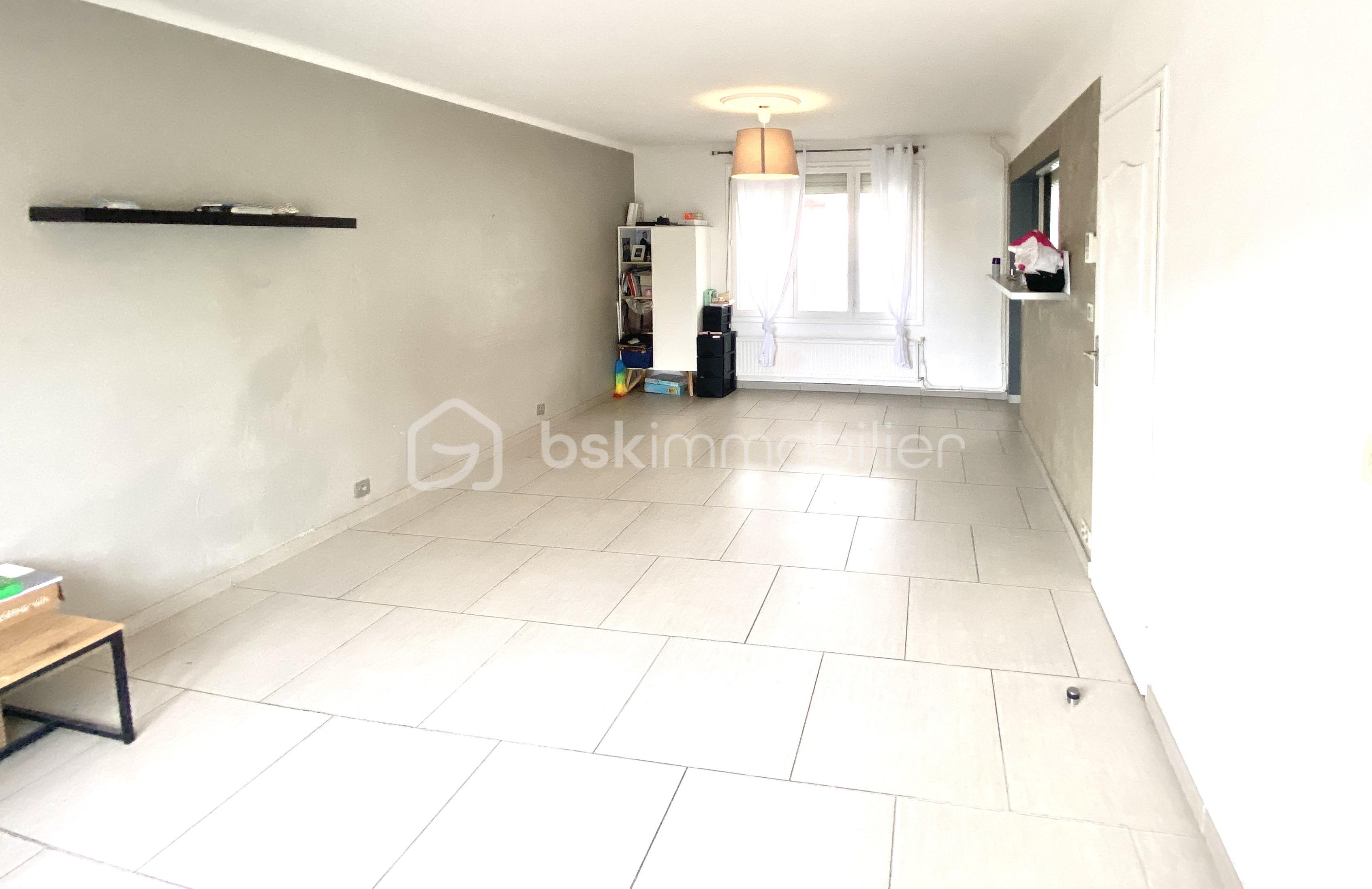 Maison de 98 m² - DJI_20251018_151603_643.jpeg