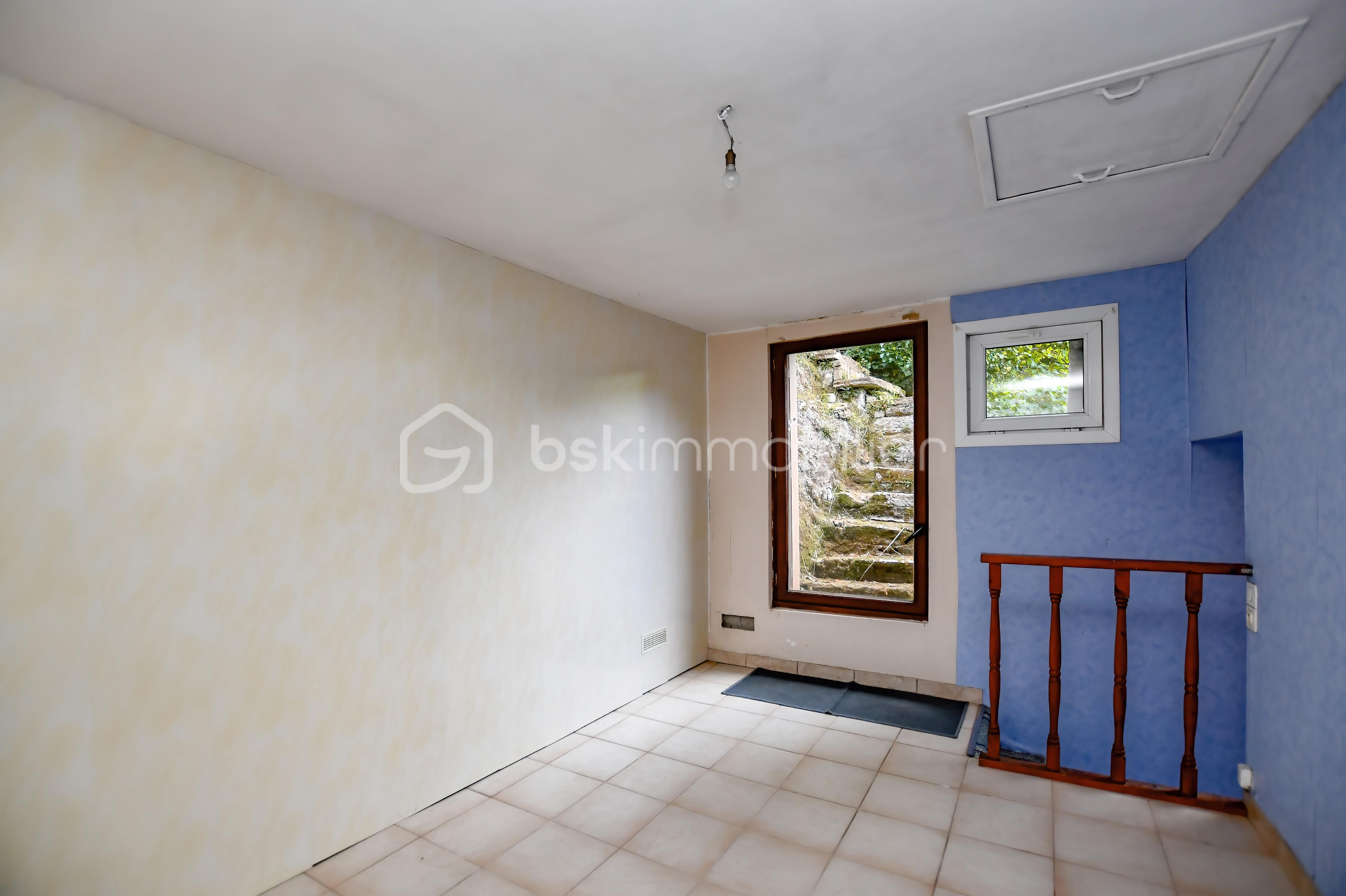 Maison de ville de 93 m² - Maison SAUTY François Bar19.jpg