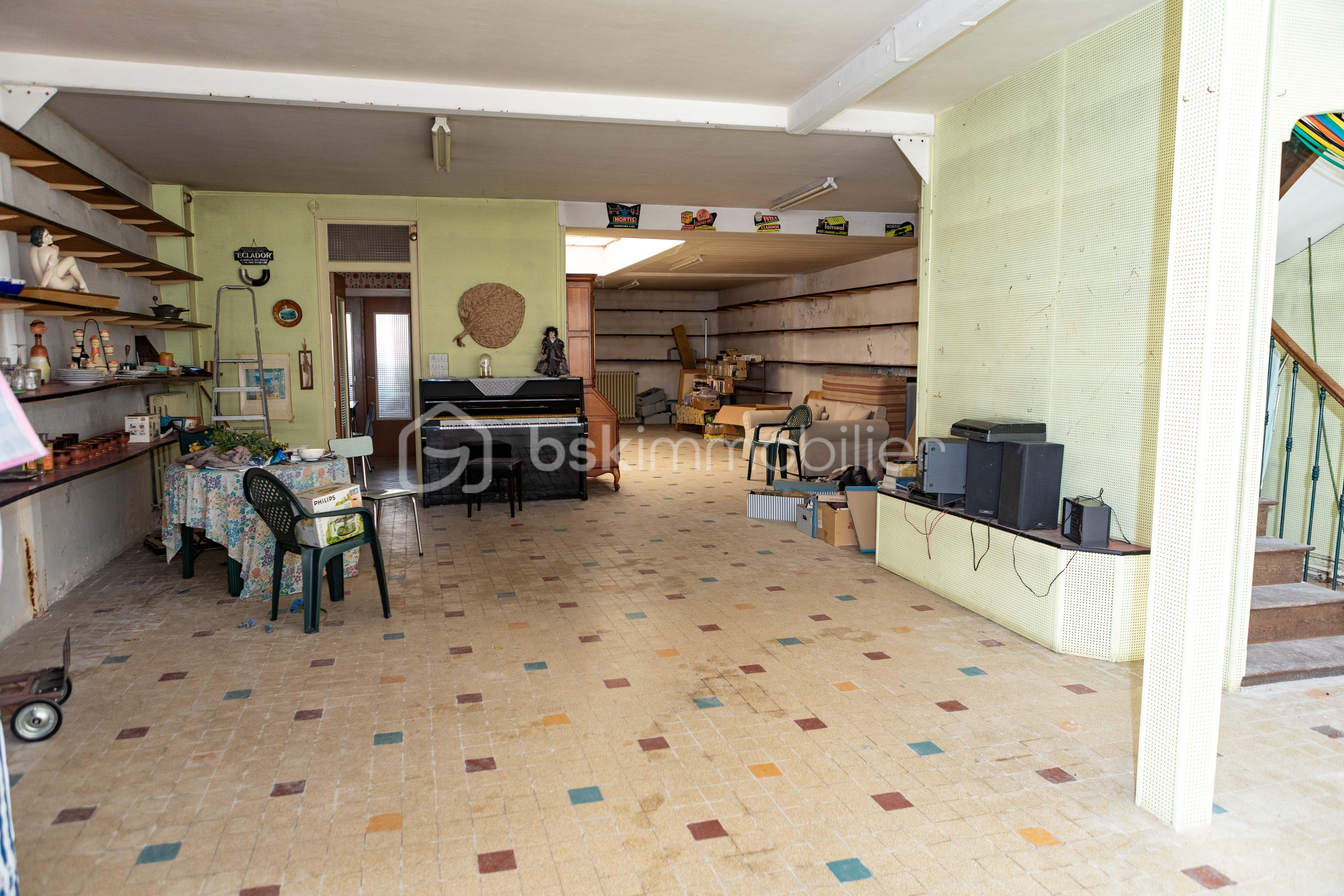 Immeuble mixte de 188 m² - PHOL0159.jpg