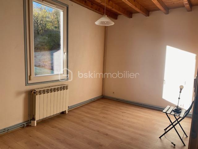 Maison ancienne de 100,35 m² - chambre 2 bis.jpg