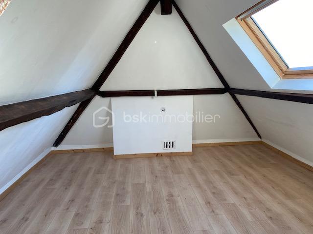 Maison ancienne de 100,35 m² - grenier 2.jpg