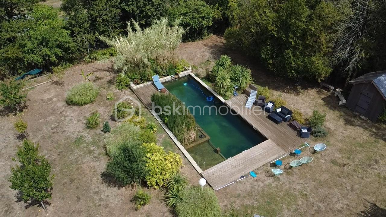 Maison en pierre de 250 m² - dji_fly_20250820_141825_0_1755692305408_photo_low_quality.jpg