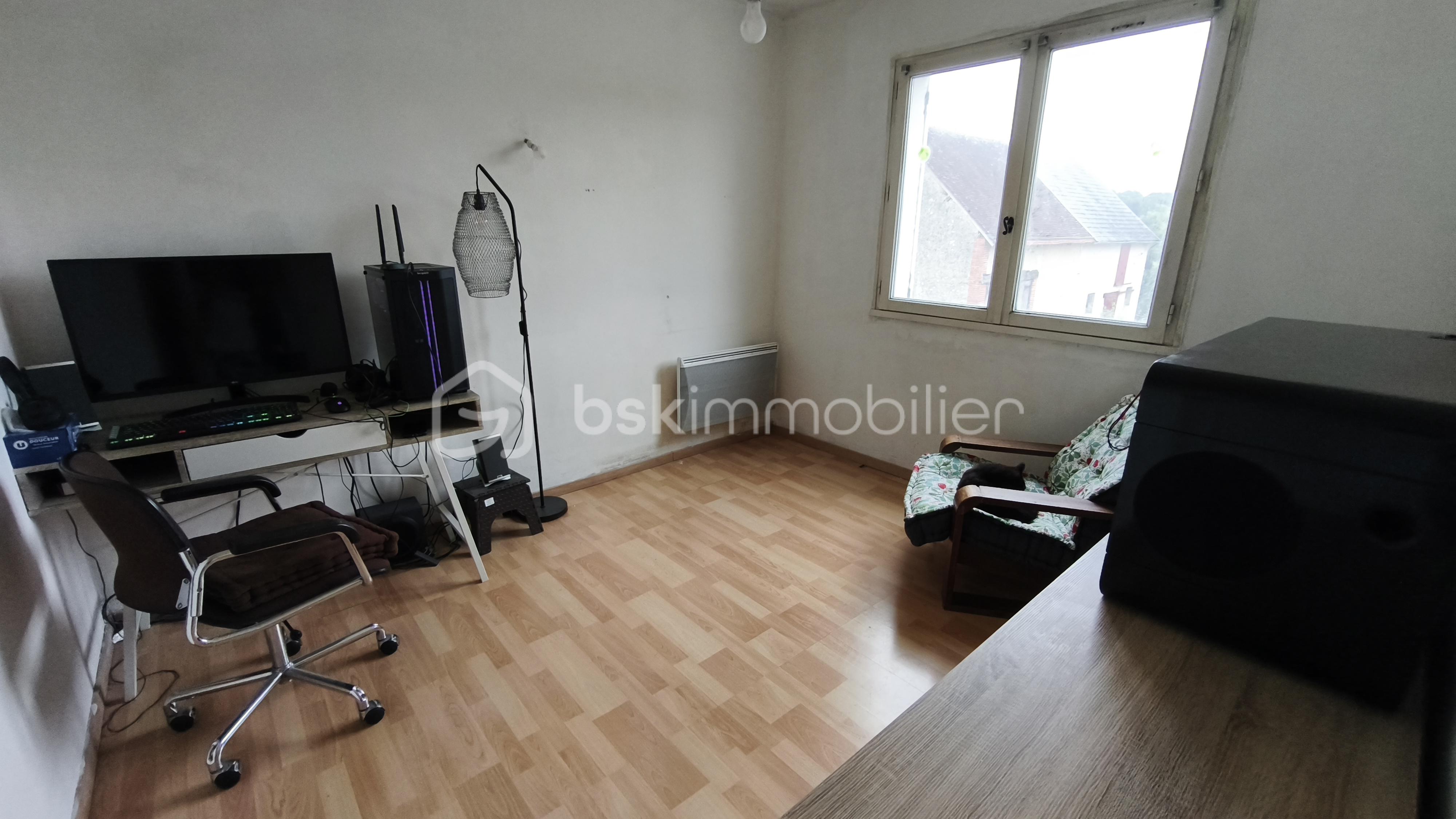 Maison traditionnelle de 88 m² - 1753023550528.jpg
