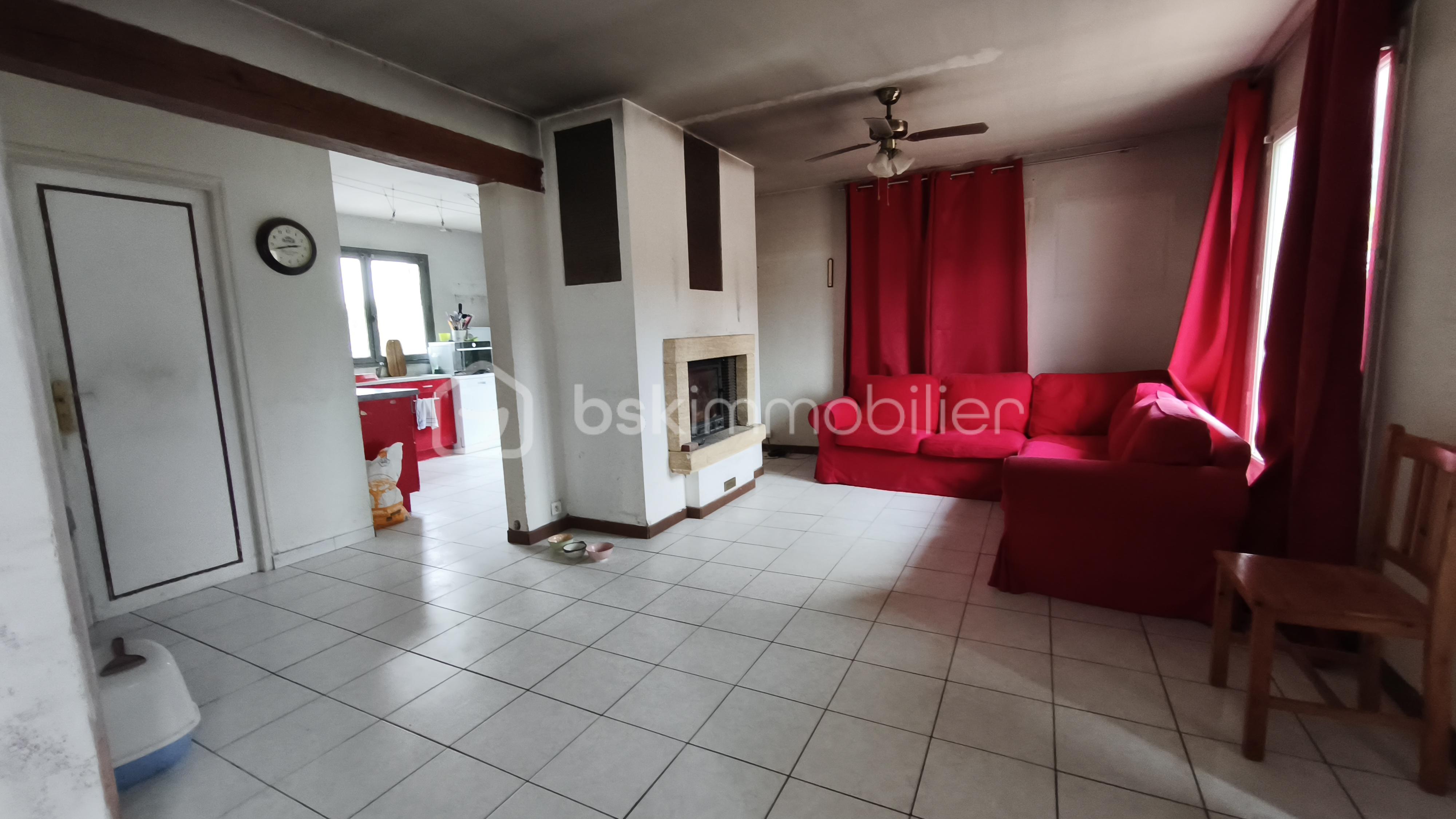 Maison traditionnelle de 88 m² - 1753023503984.jpg