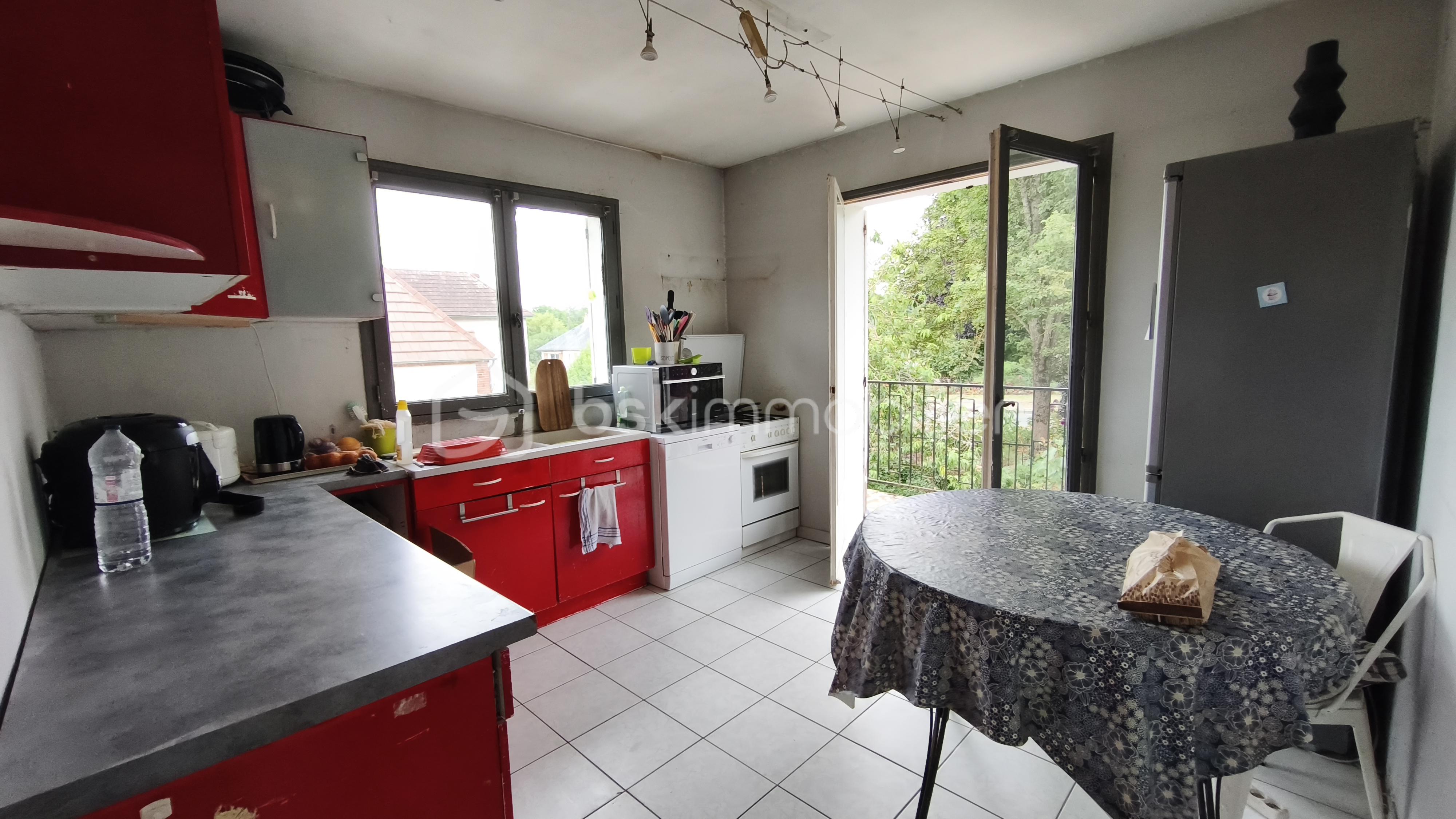 Maison traditionnelle de 88 m² - 1753023550516.jpg