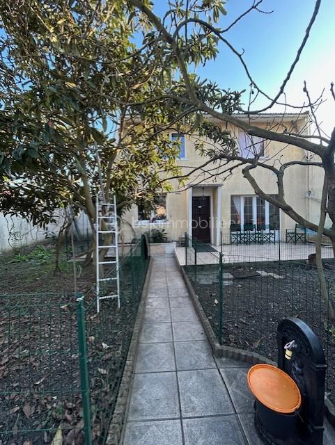 Maison de 190 m² - thumbnail_IMG_4049.jpg