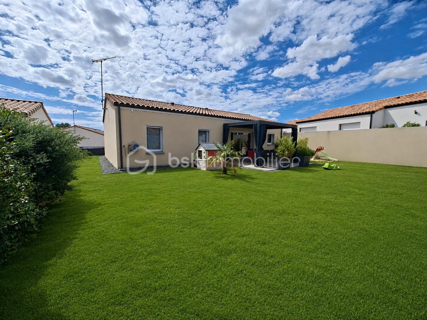 vue maison depuis cabanon.png