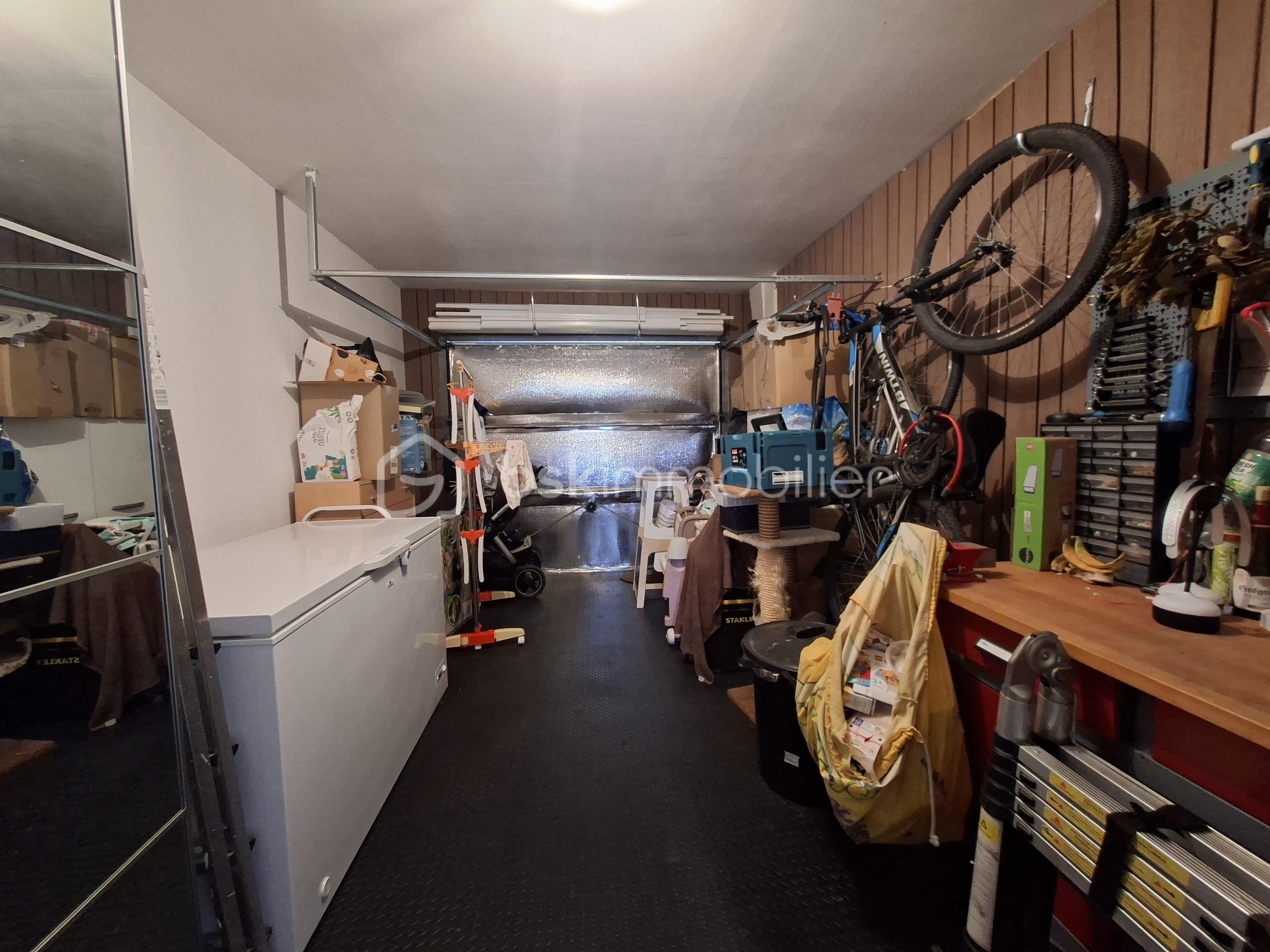 garage.jpg