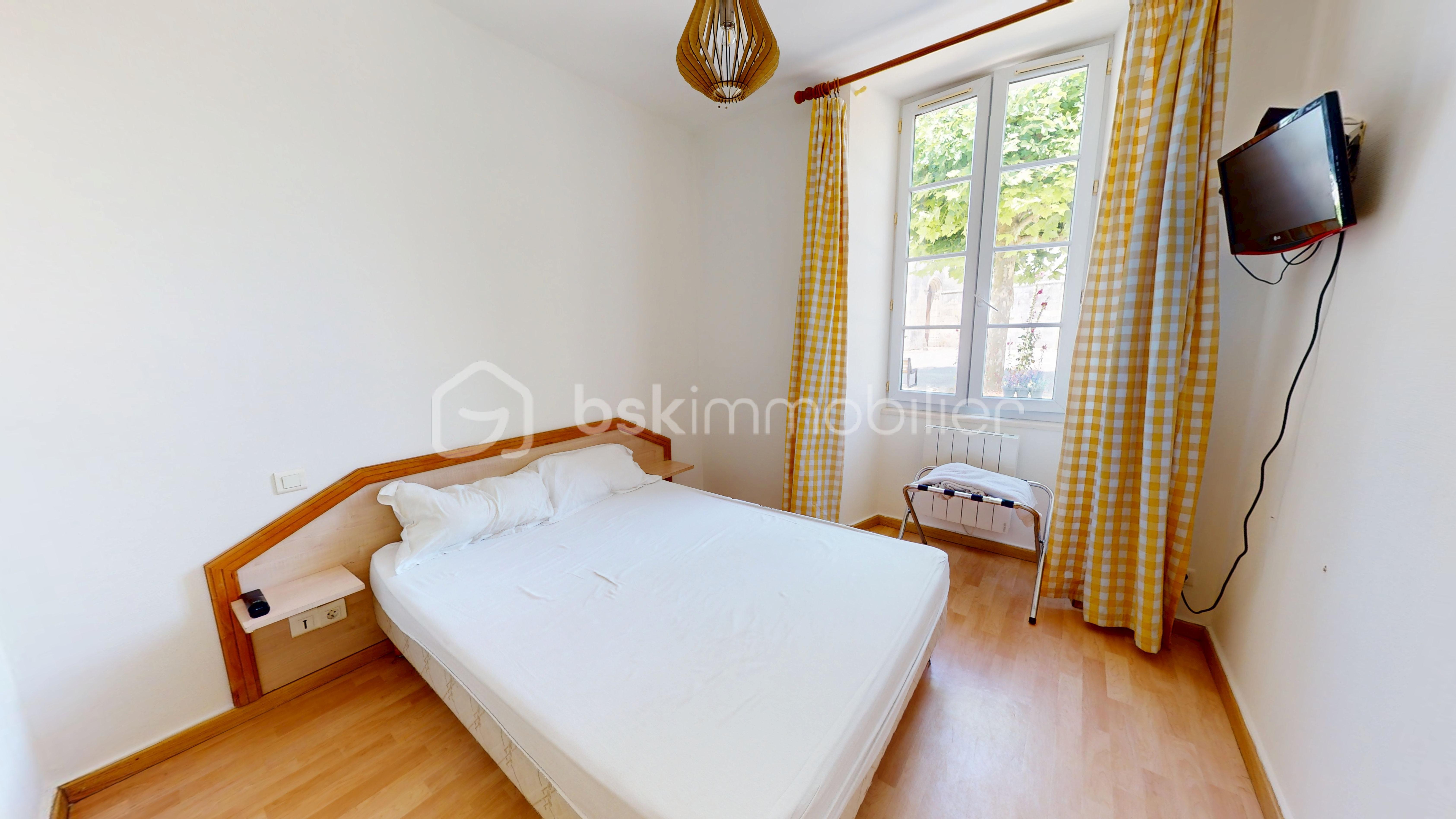 Immeuble de 125 m² - immeuble-Jarnac-07222025_221906.jpg