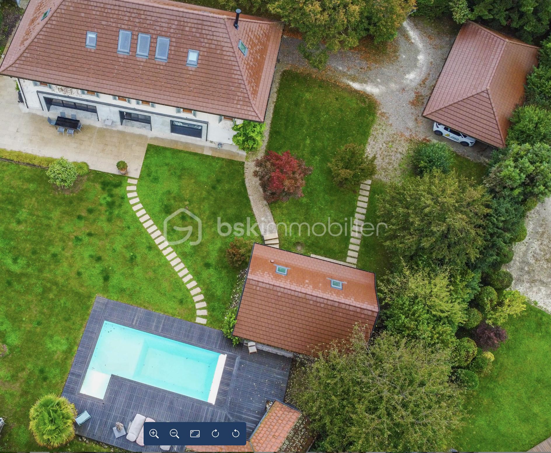 Maison de maitre de 373 m² - Capture d’écran 2026-01-26 à 16.11.07.png