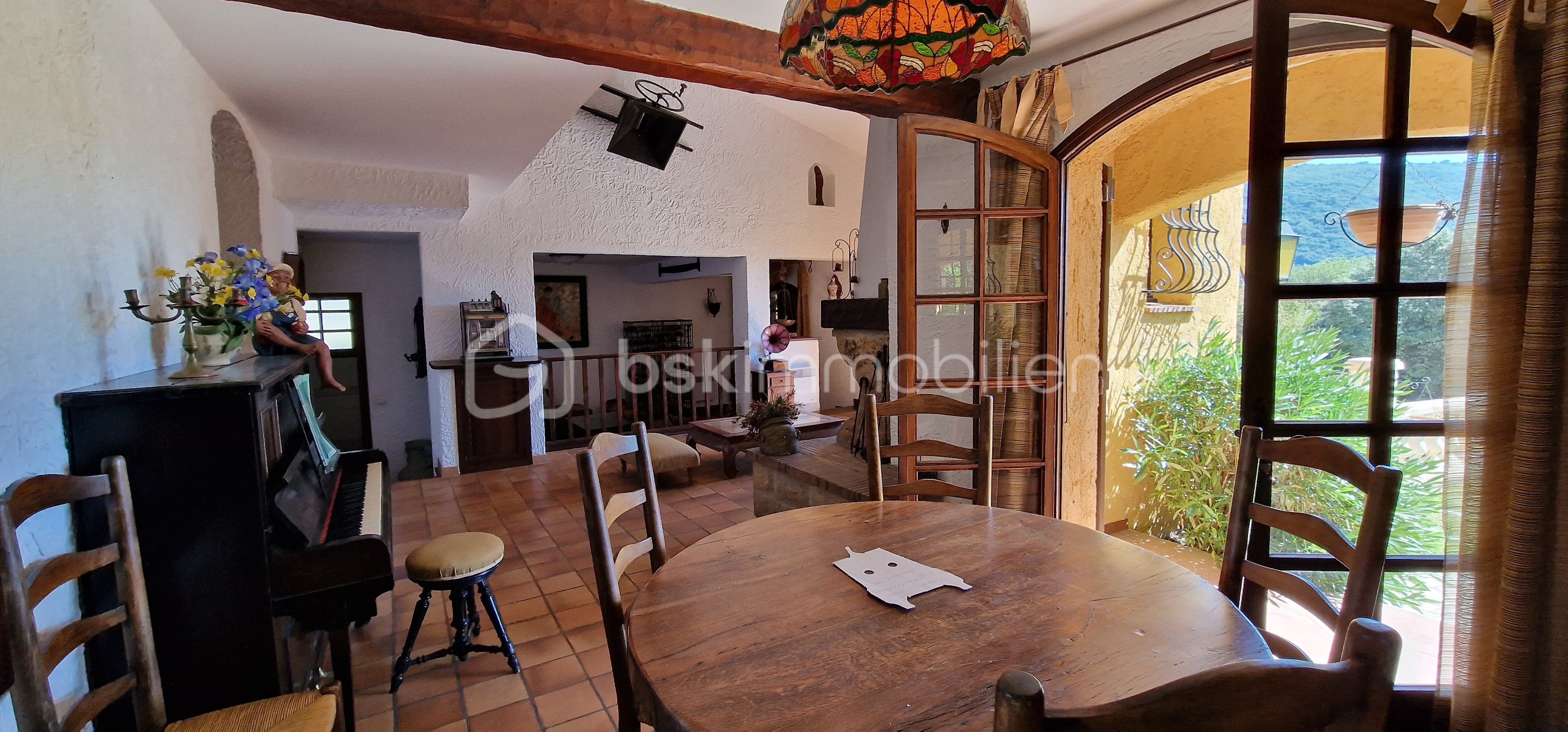 Maison provencale de 220 m² - 20230906_121223.jpg