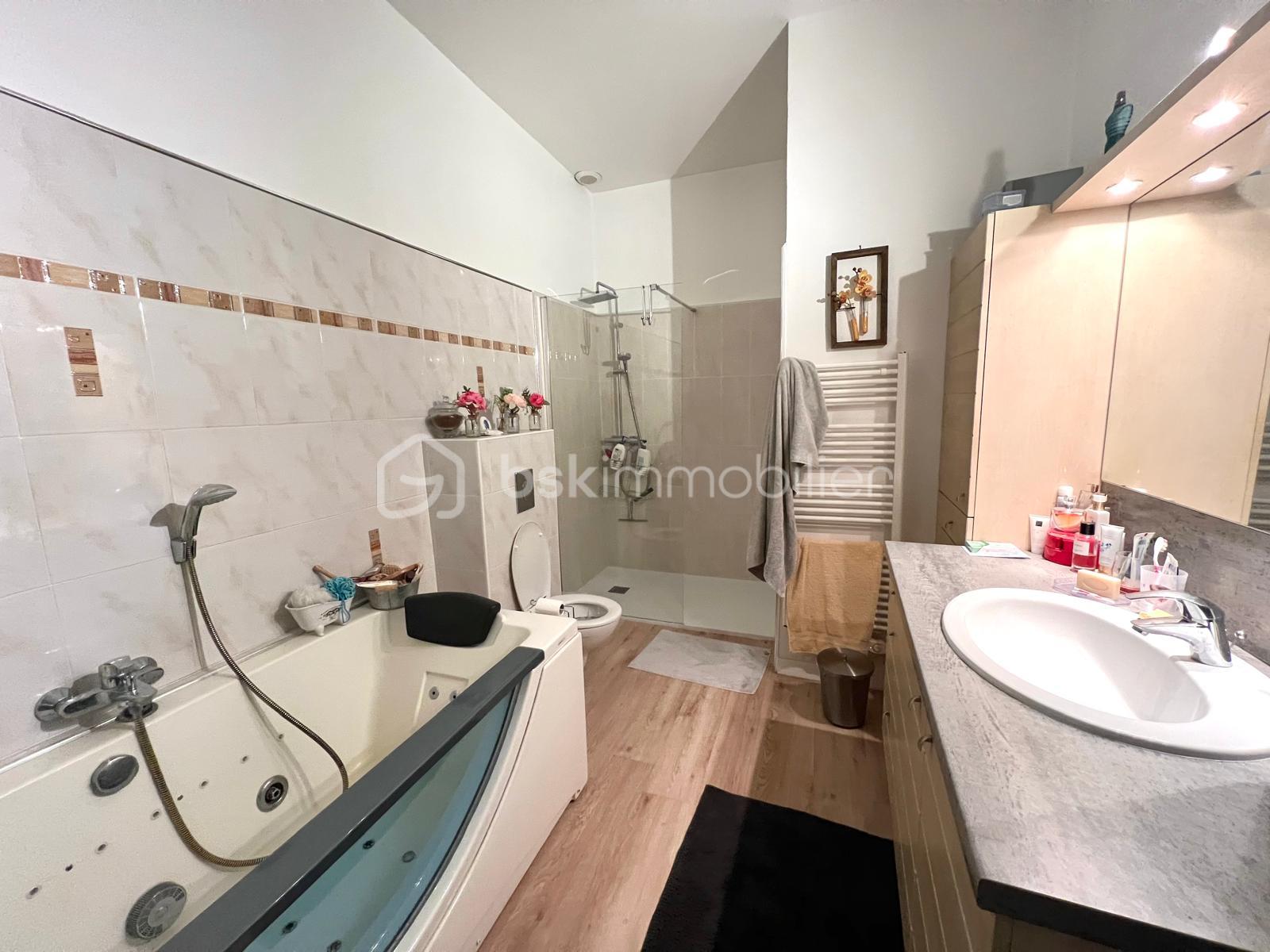 Maison ancienne de 199,71 m² - IMG-20251019-WA0018.jpg
