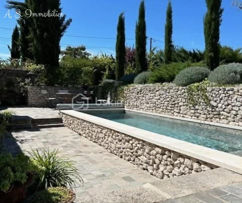 Maison de 300 m² - EXTERIEUR 2.jpeg