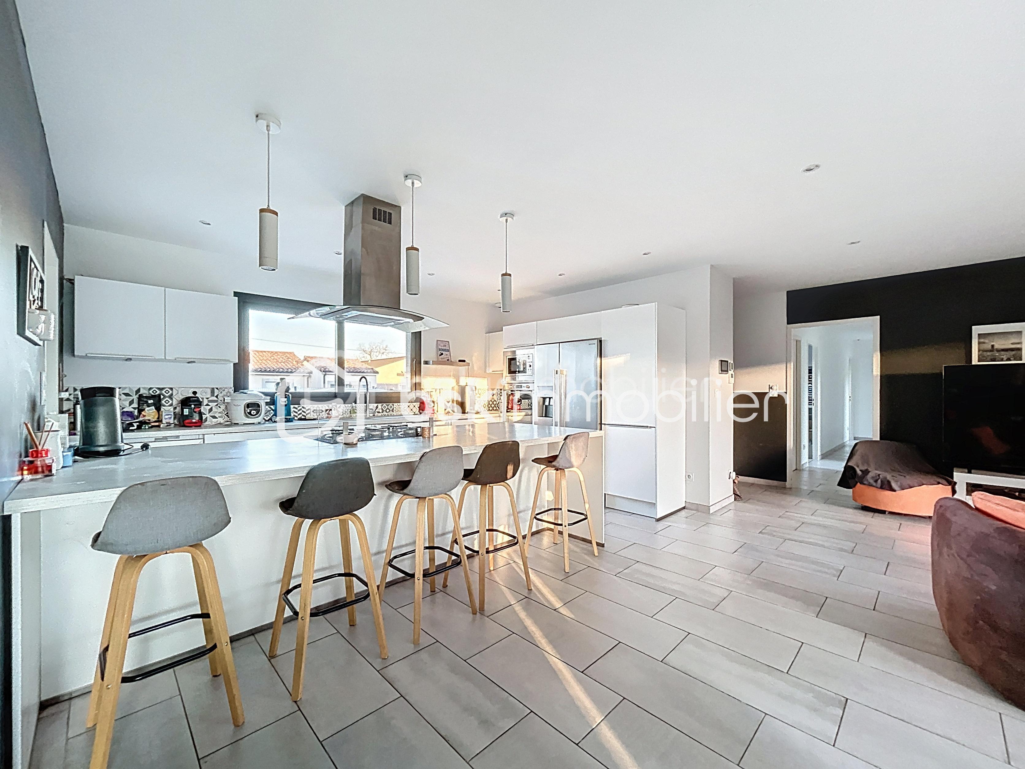 Maison contemporaine de 168 m² - 16.jpg