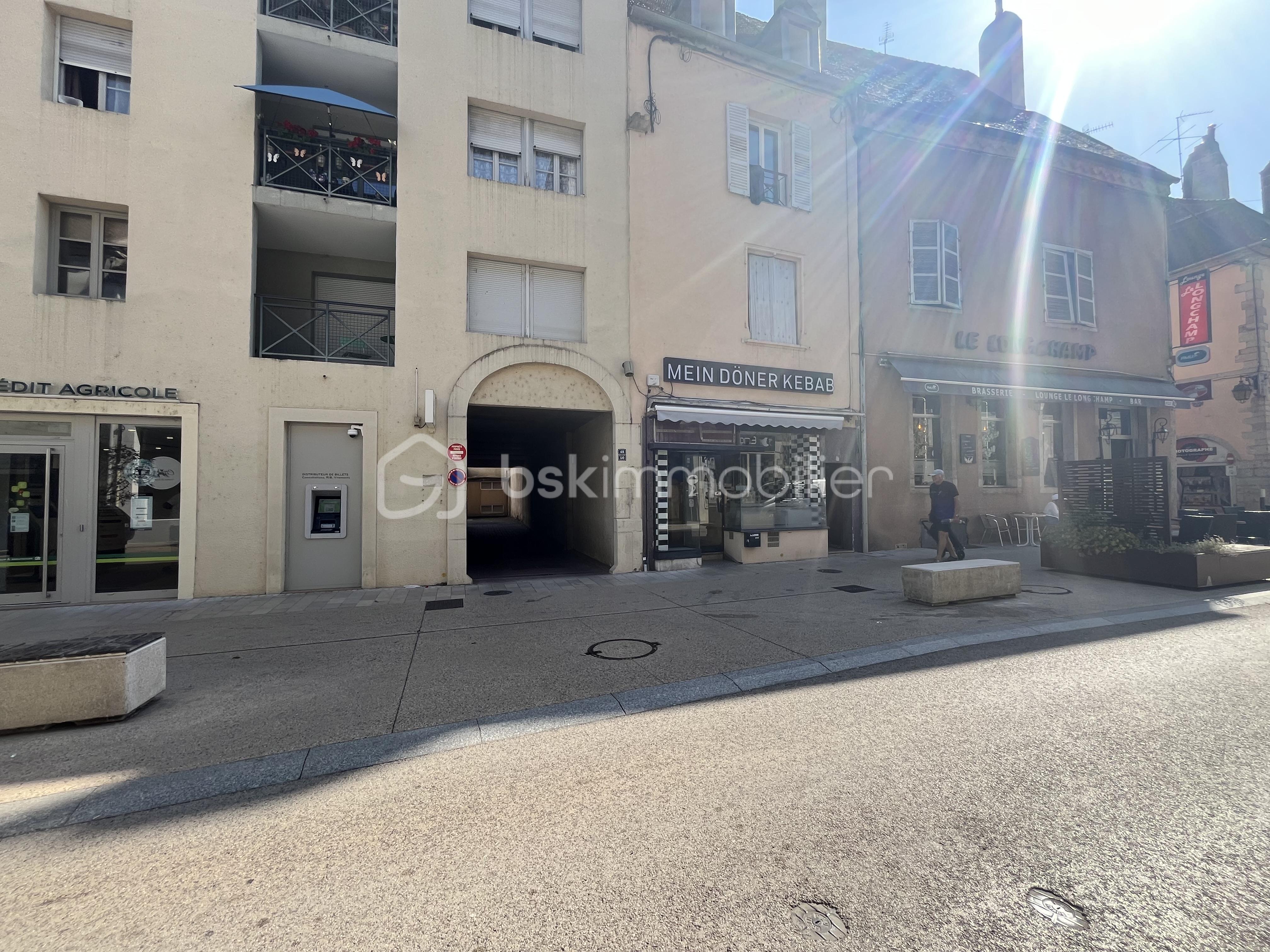 Immeuble 7 pièces 238 m² · à Auxonne · 238 m² · 395 000 €