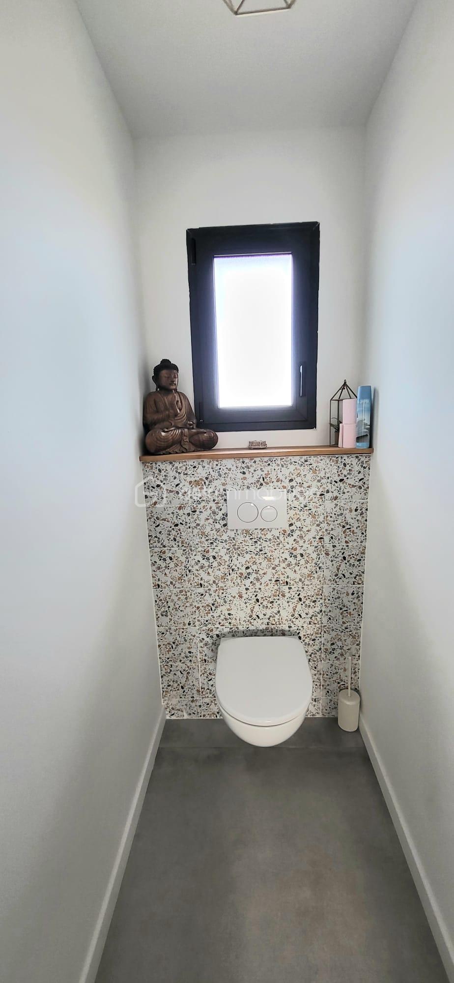 Maison de 110 m² - wc.jpeg