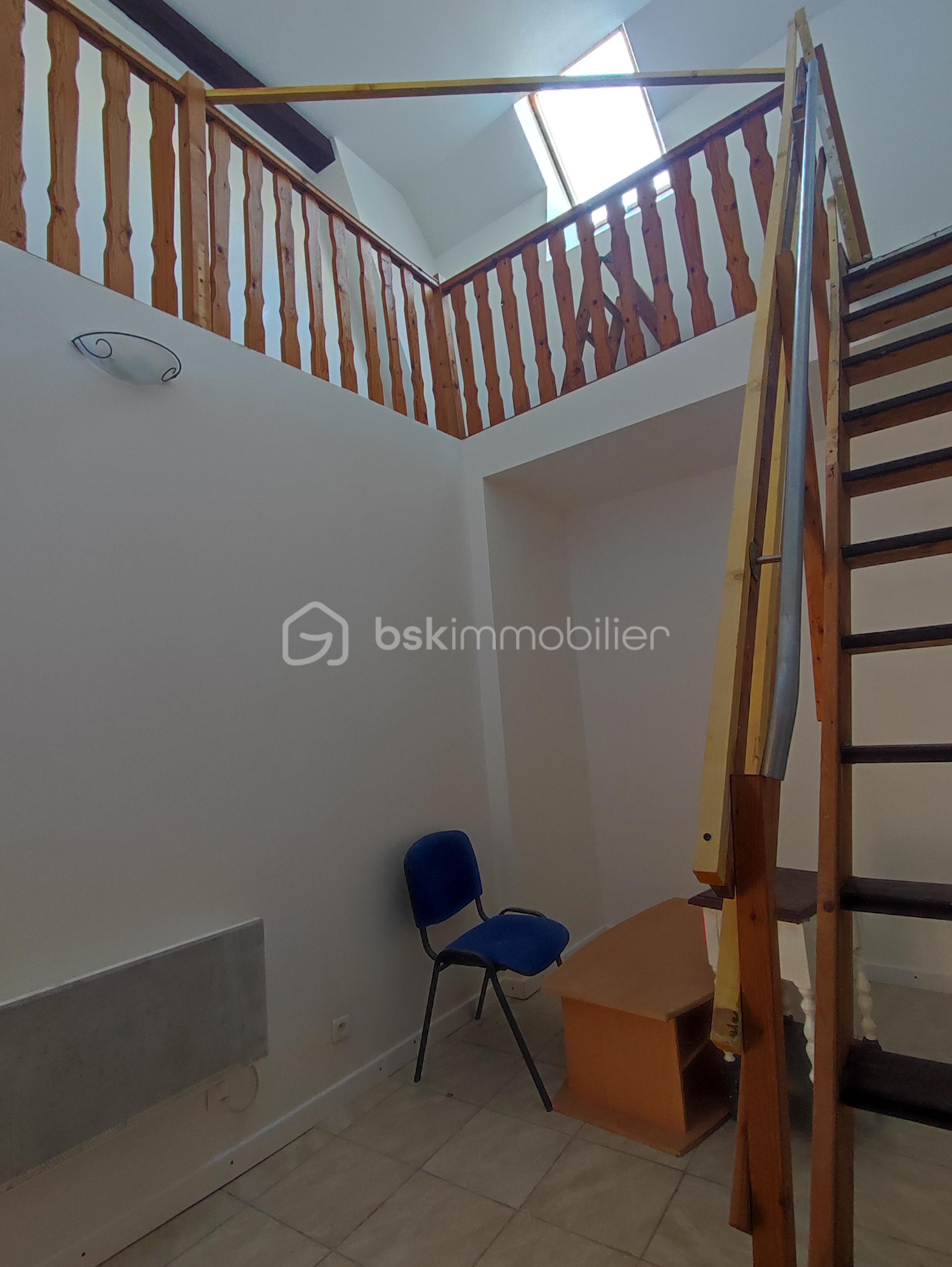 Maison de 222 m² - 1743487679638.jpg