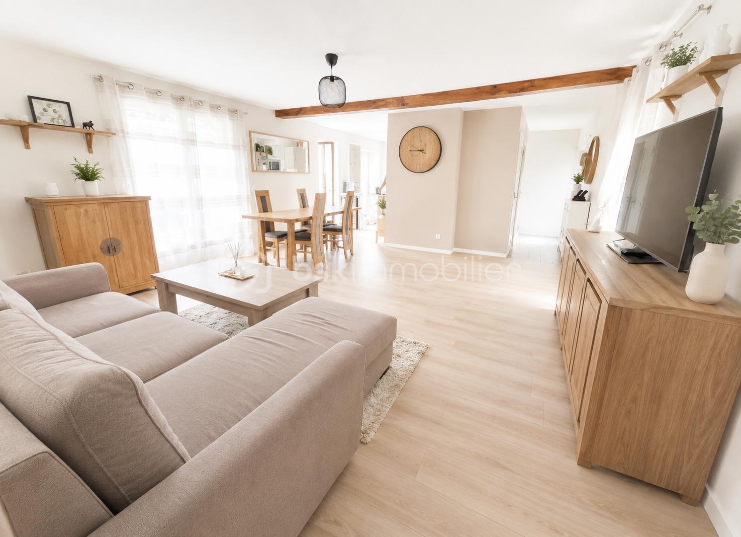 Maison 6 pièces 106 m² · à Mourmelon-le-Grand · 106 m² · 220 000 €