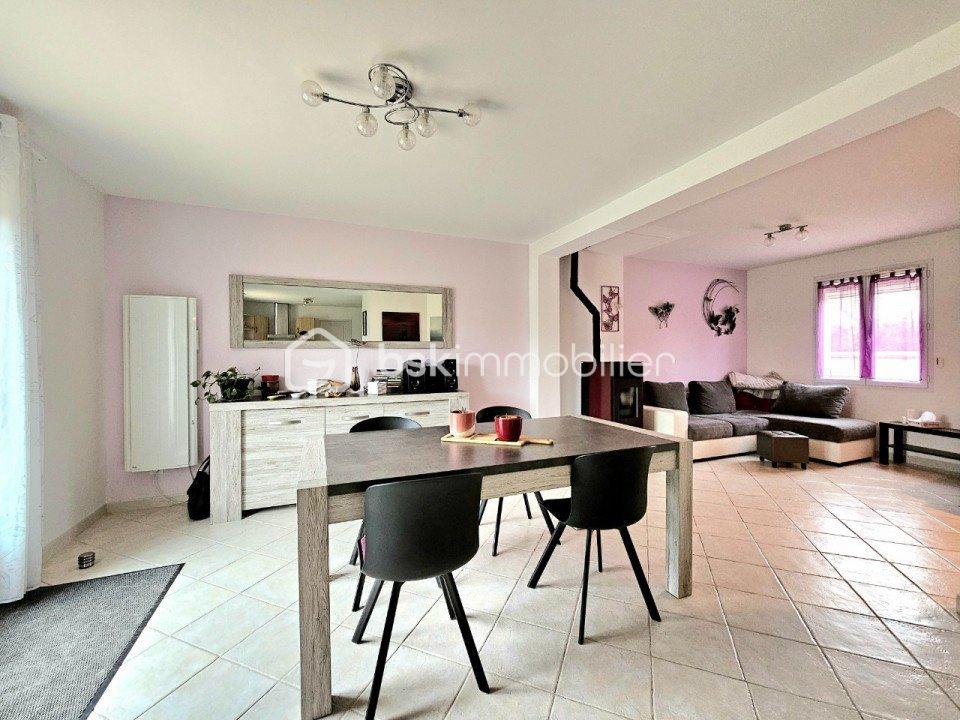 Maison traditionnelle de 92 m² - 54450.jpg