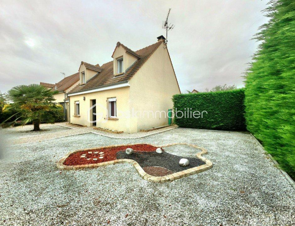 Maison traditionnelle de 92 m² - 54448.jpg