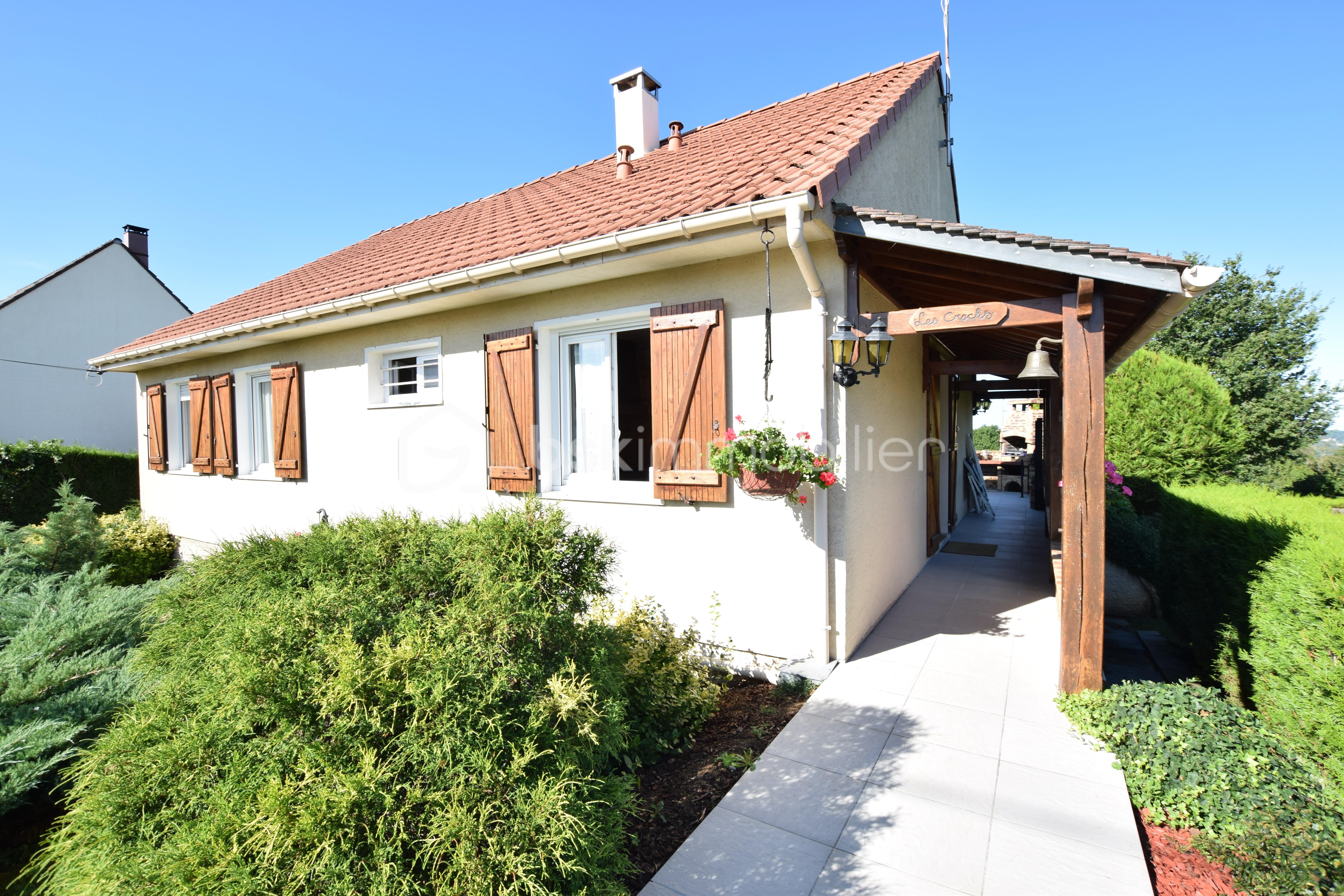 Maison de 90 m² - FACADE.JPG
