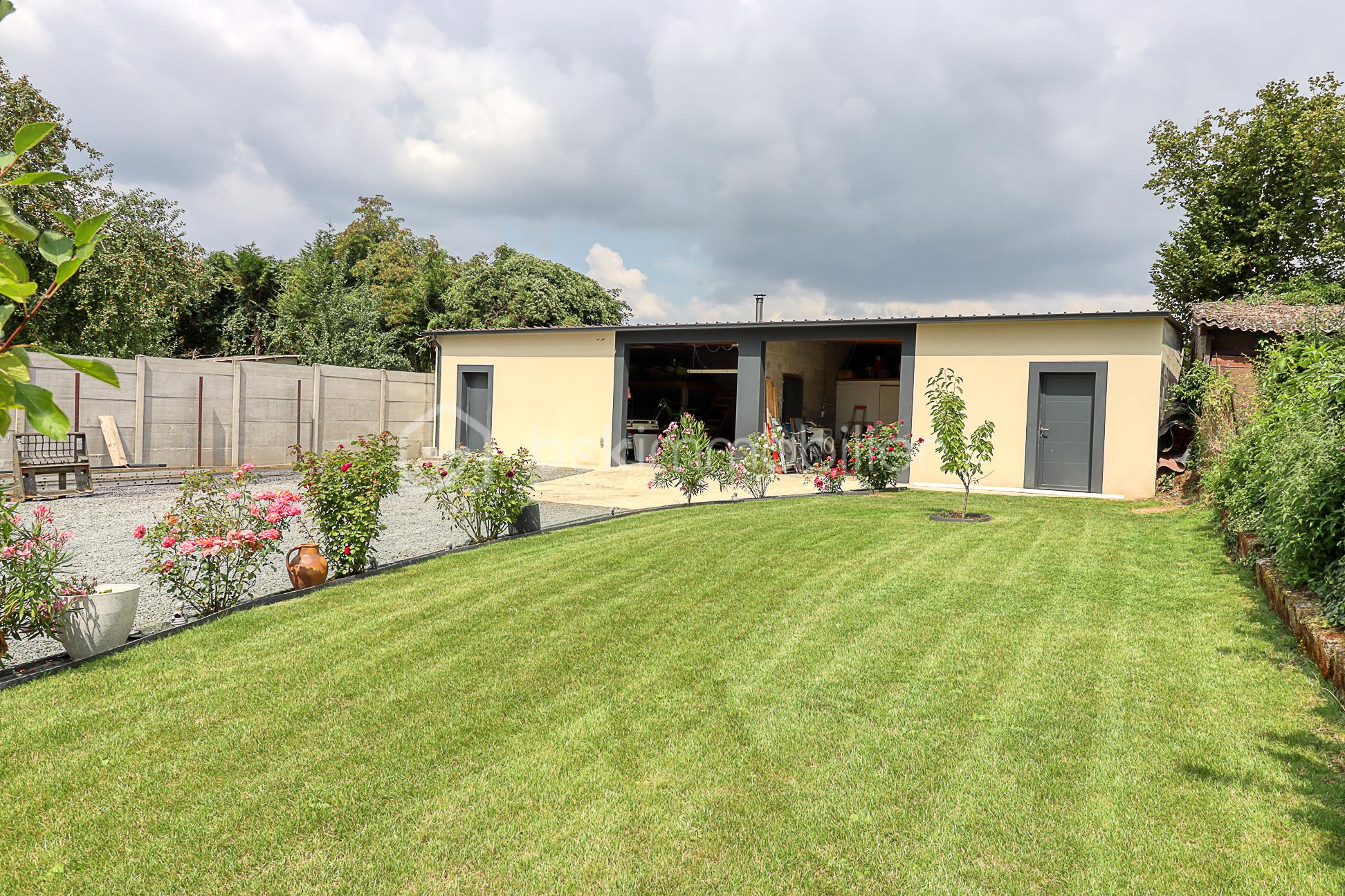 Maison contemporaine de 92 m² - 19.jpg