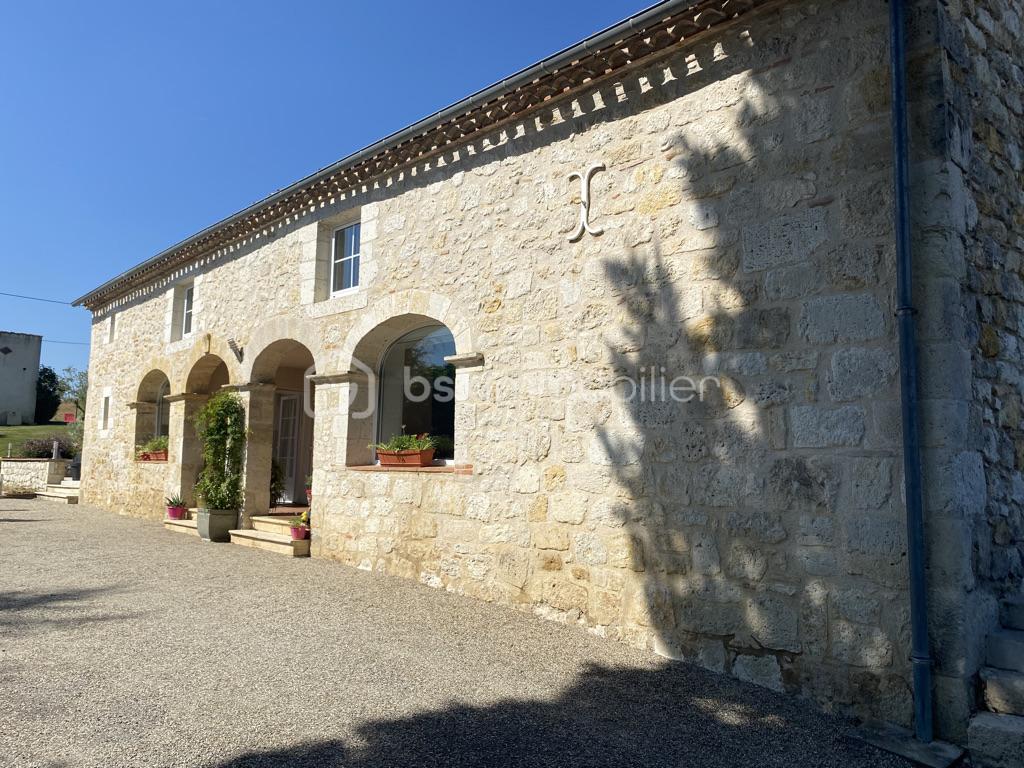 Maison de 297 m² - 2DEDF2D5-EF4C-4289-BE89-964DAEC90456_1_105_c.jpeg