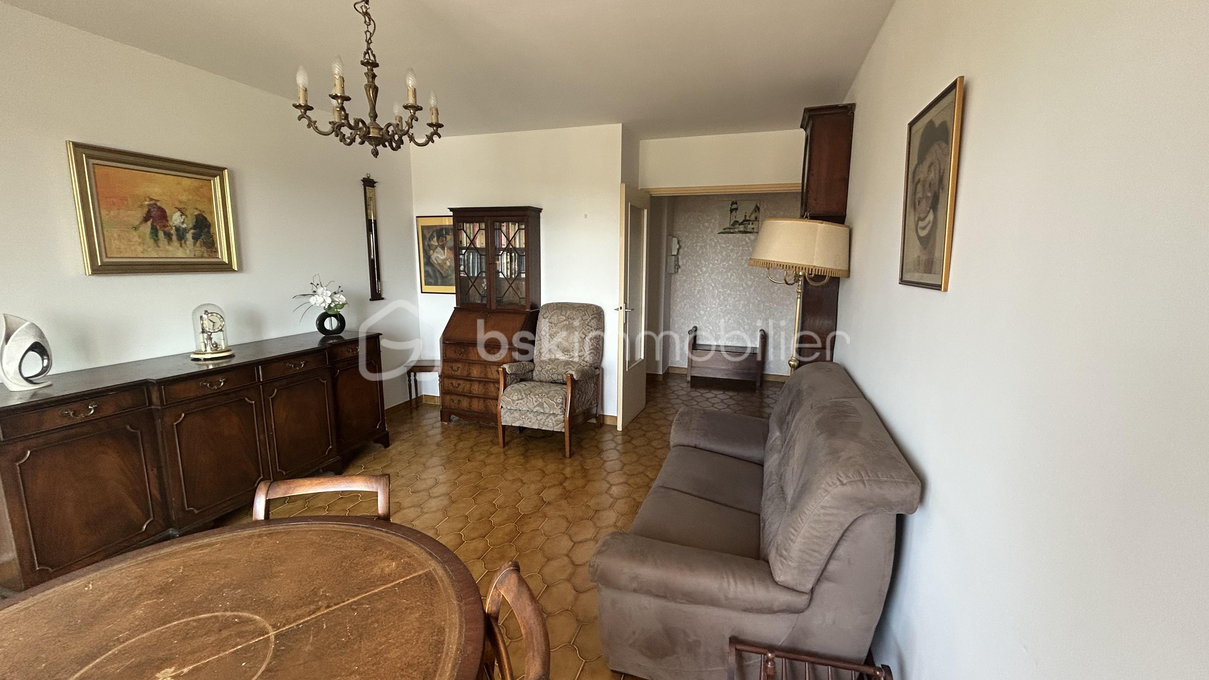 Appartement de 58 m² - Entrée.jpg