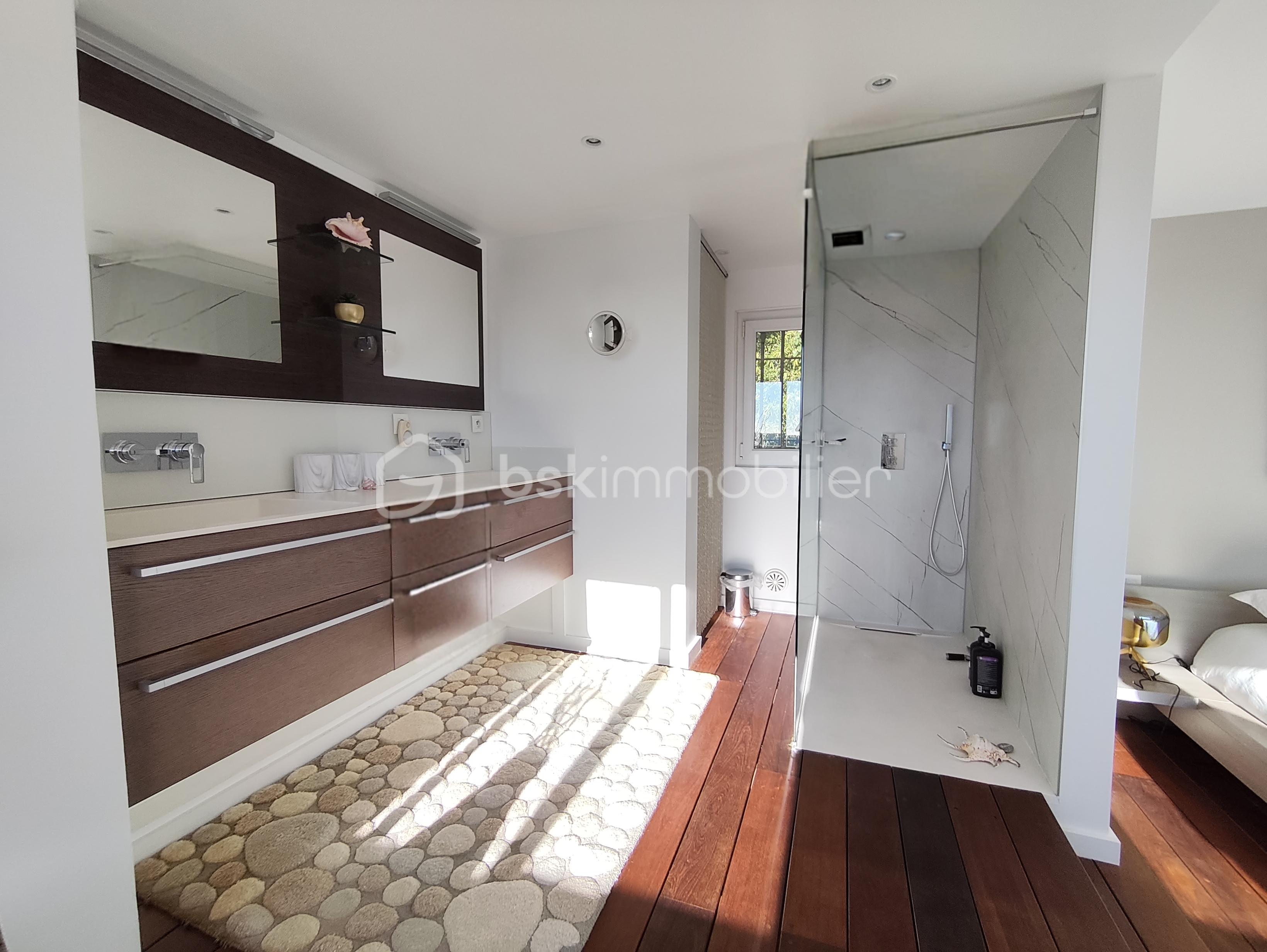 Maison de 264 m² - 1769957494439.jpg