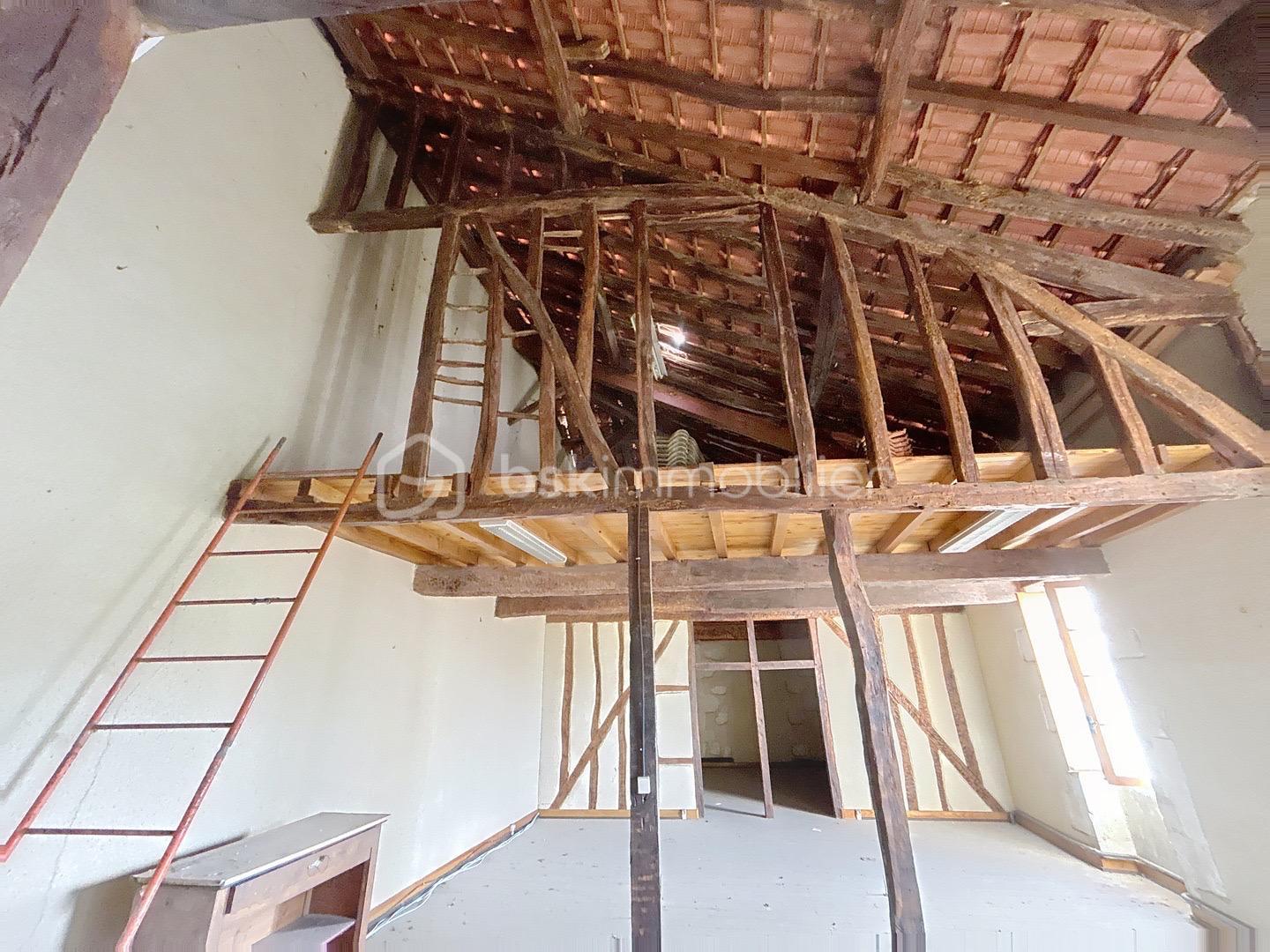 Immeuble mixte de 175 m² - PHOTO-2025-11-14-09-33-27 (1).jpg