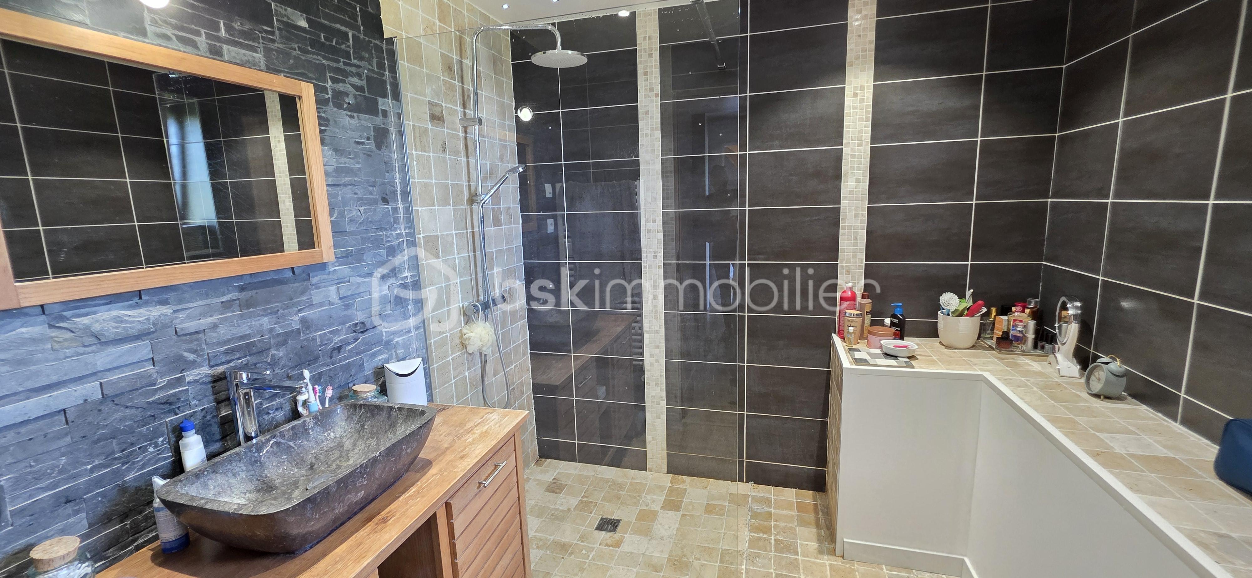 Maison de 179 m² - 20250908_114608.jpg