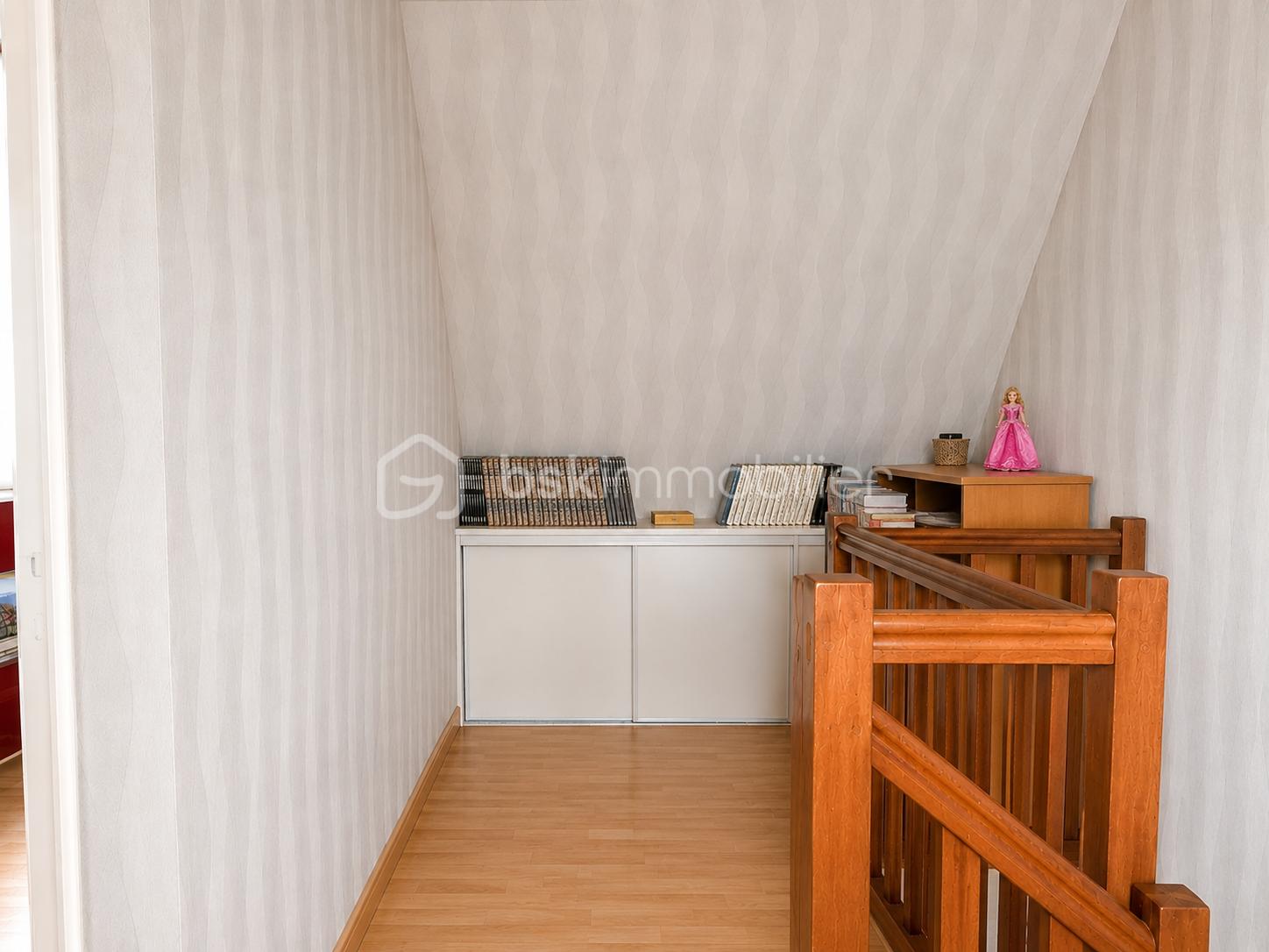 06.02 - palier vue rangement.png