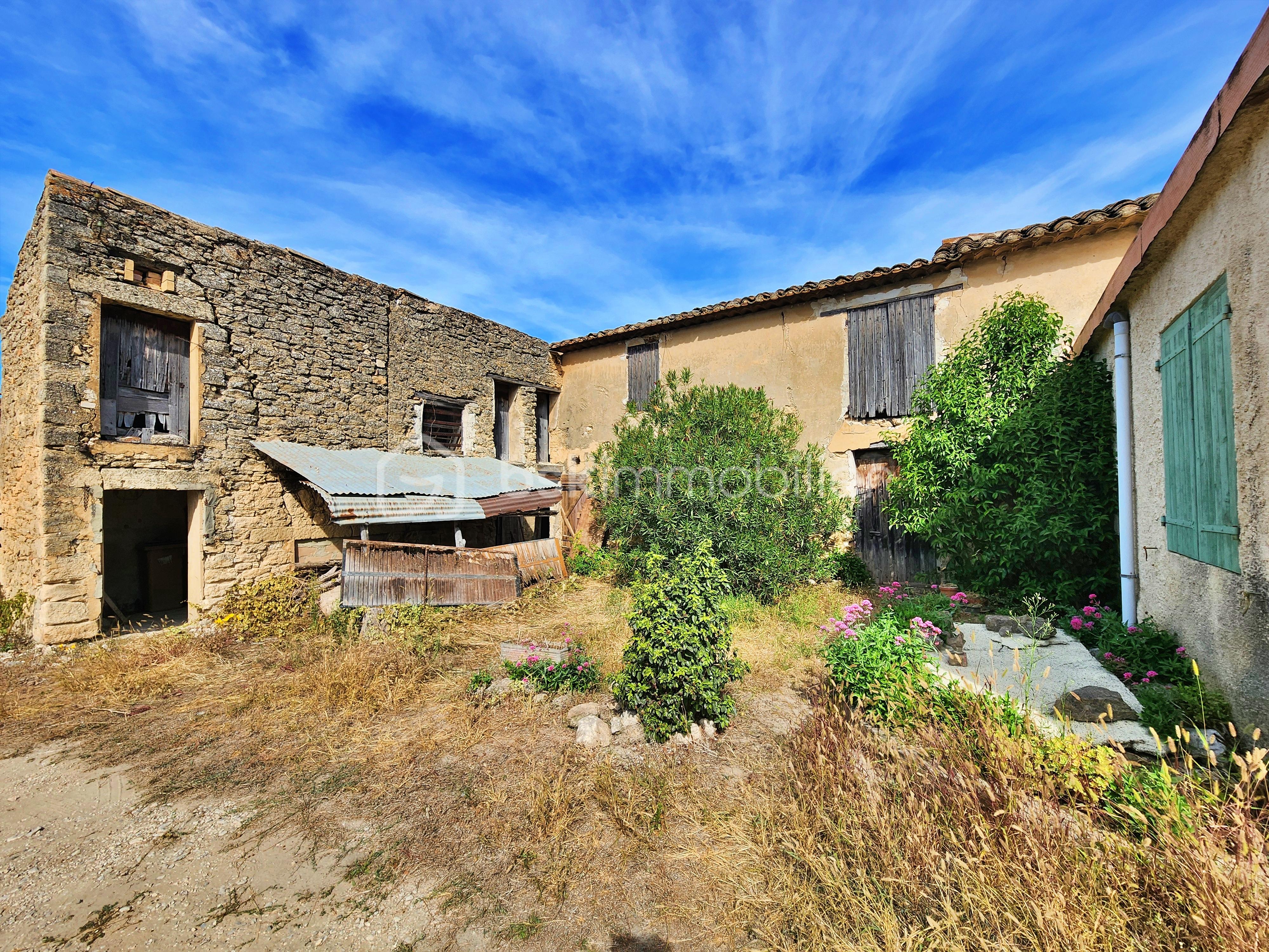 Maison 3 pièces 130 m² · à Taillades · 130 m² · 140 000 €