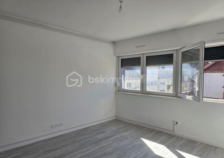 Immeuble mixte de 1 700 m² - Capture d’écran 2025-12-15 à 11.57.17_cleanup.png