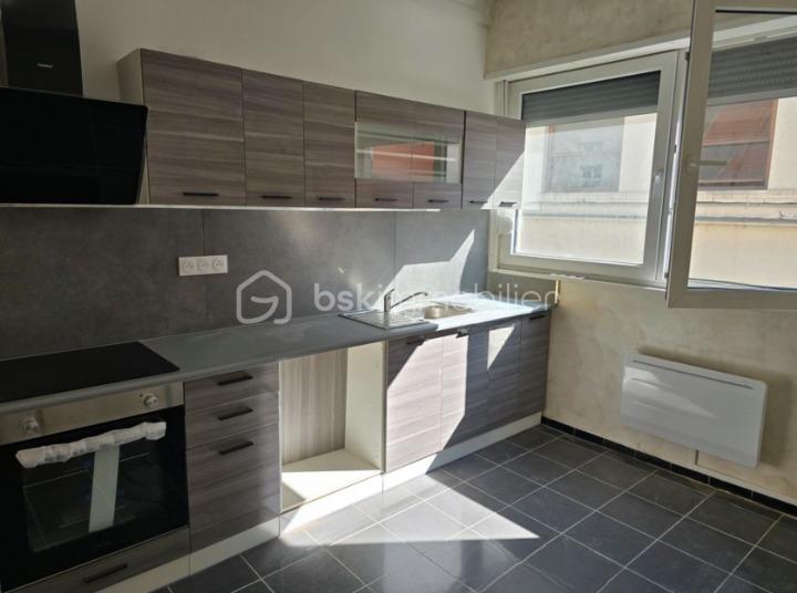 Immeuble mixte de 1 700 m² - Capture d’écran 2025-12-15 à 11.56.53_cleanup.png