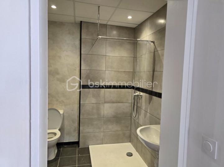 Immeuble mixte de 1 700 m² - Capture d’écran 2025-12-15 à 11.56.40_cleanup.png