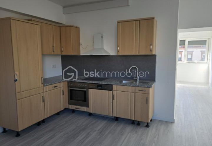 Immeuble mixte de 1 700 m² - Capture d’écran 2025-12-15 à 11.55.56_cleanup.png