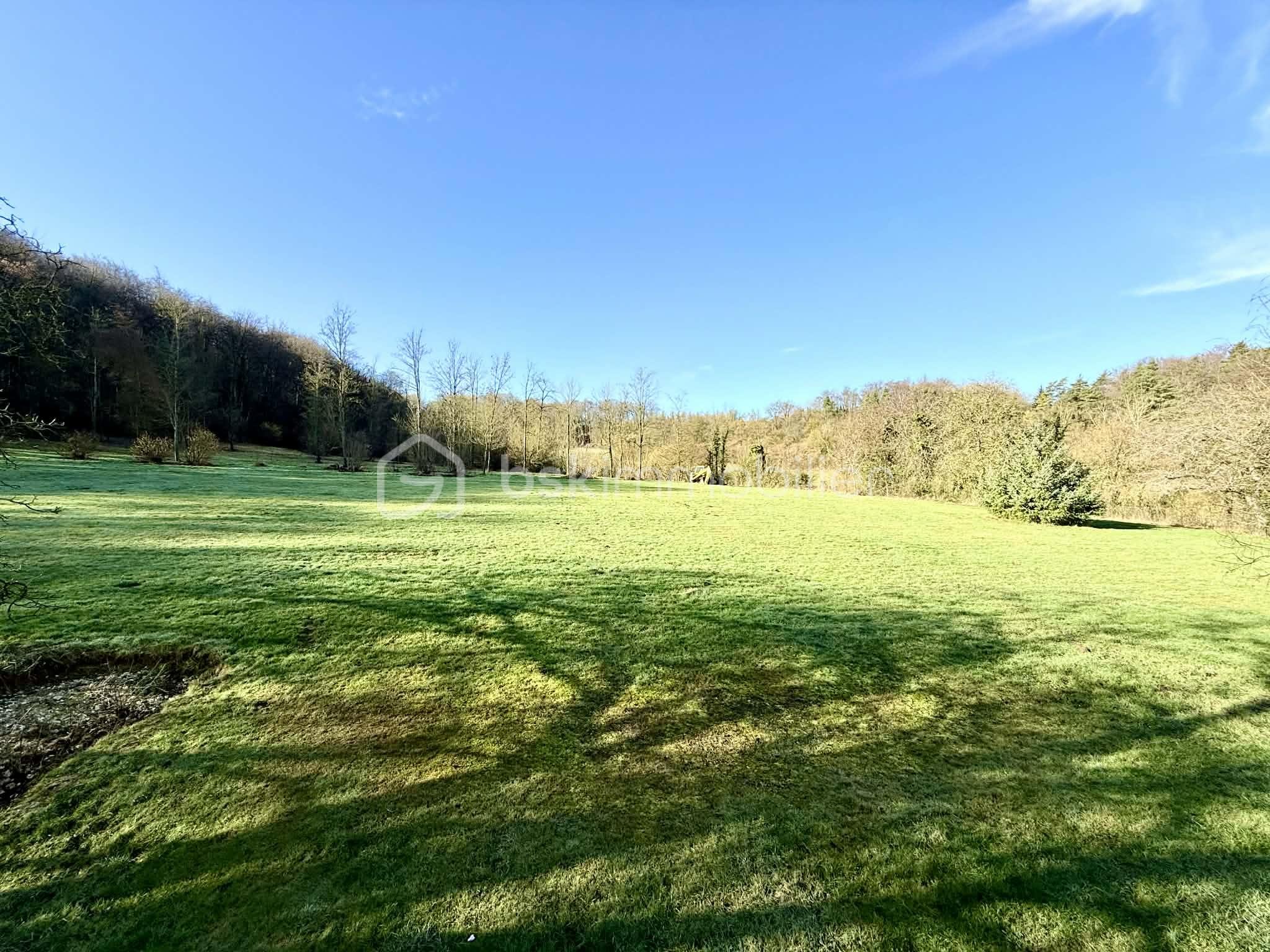 Maison de 195 m² - be0ccf7f-8ab9-4068-ba0f-cd2556248b13.jpg