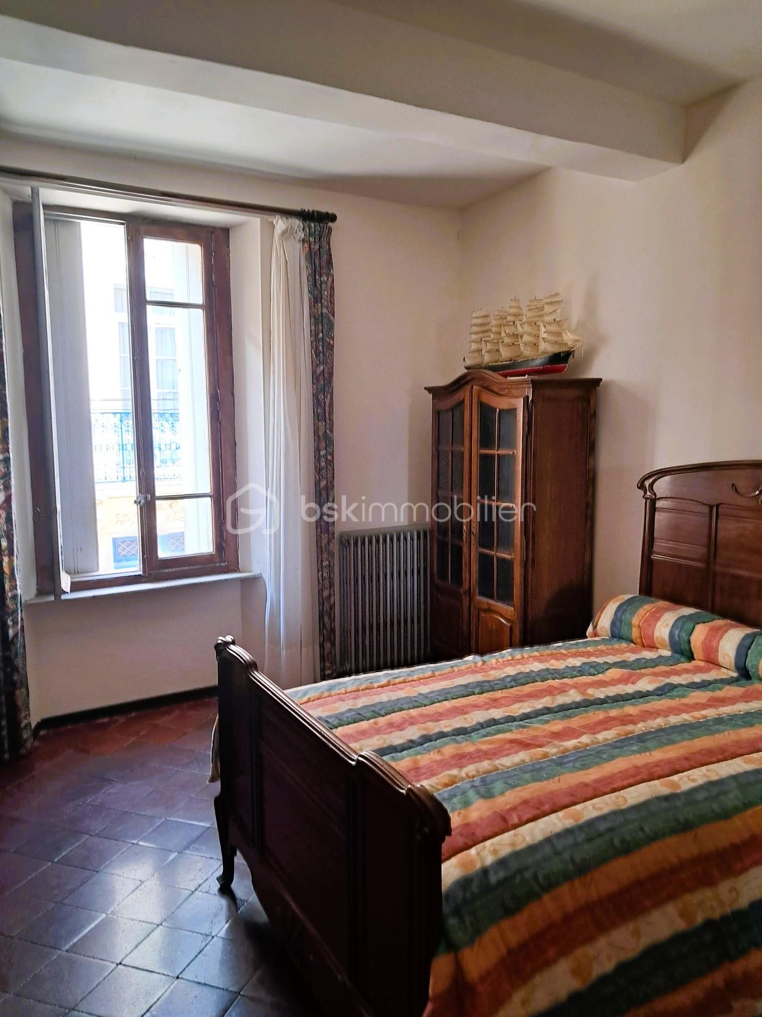 Demeure de 306 m² - 21 - chambre.jpg