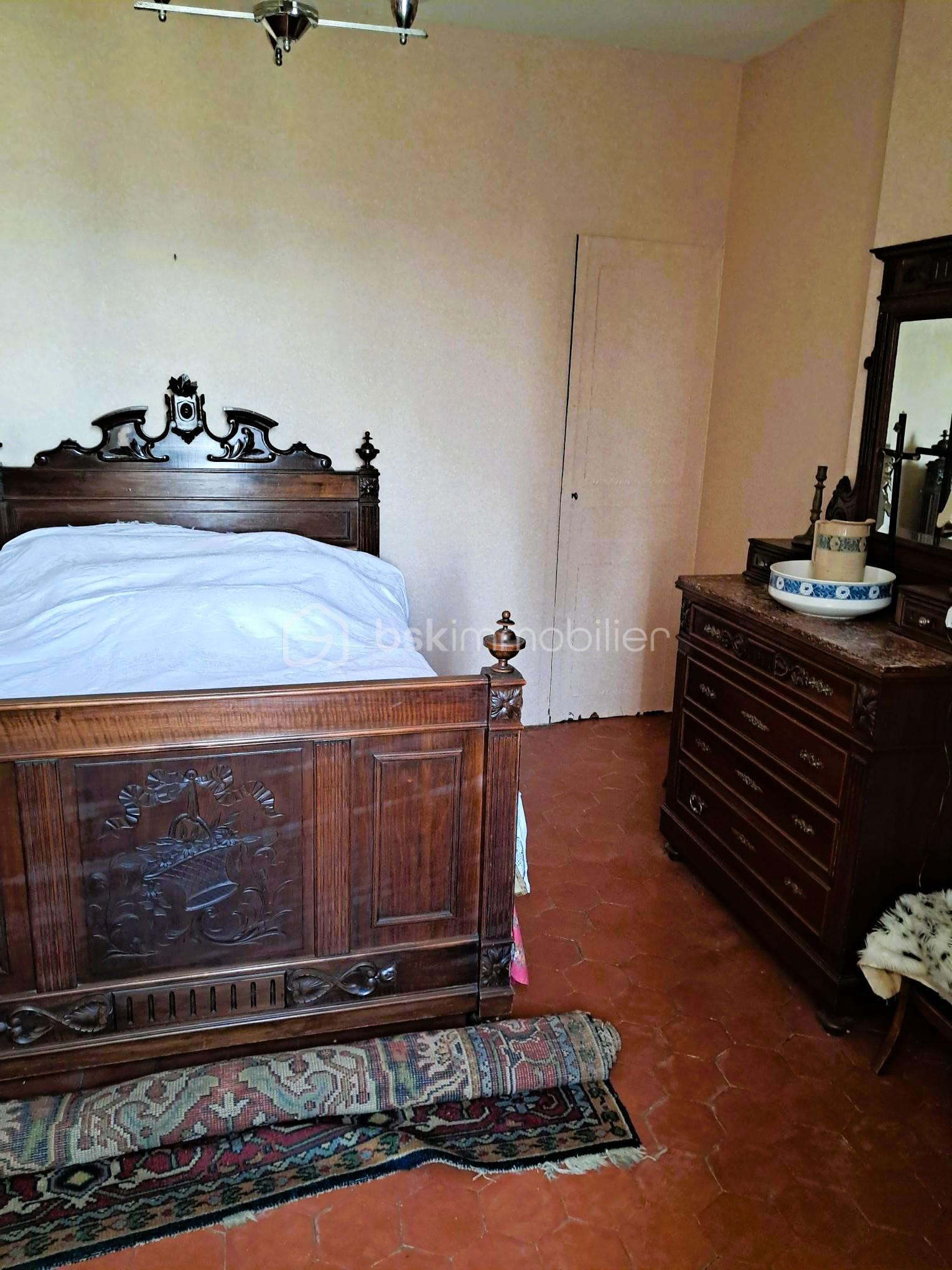 Demeure de 306 m² - 29 - chambre.jpg
