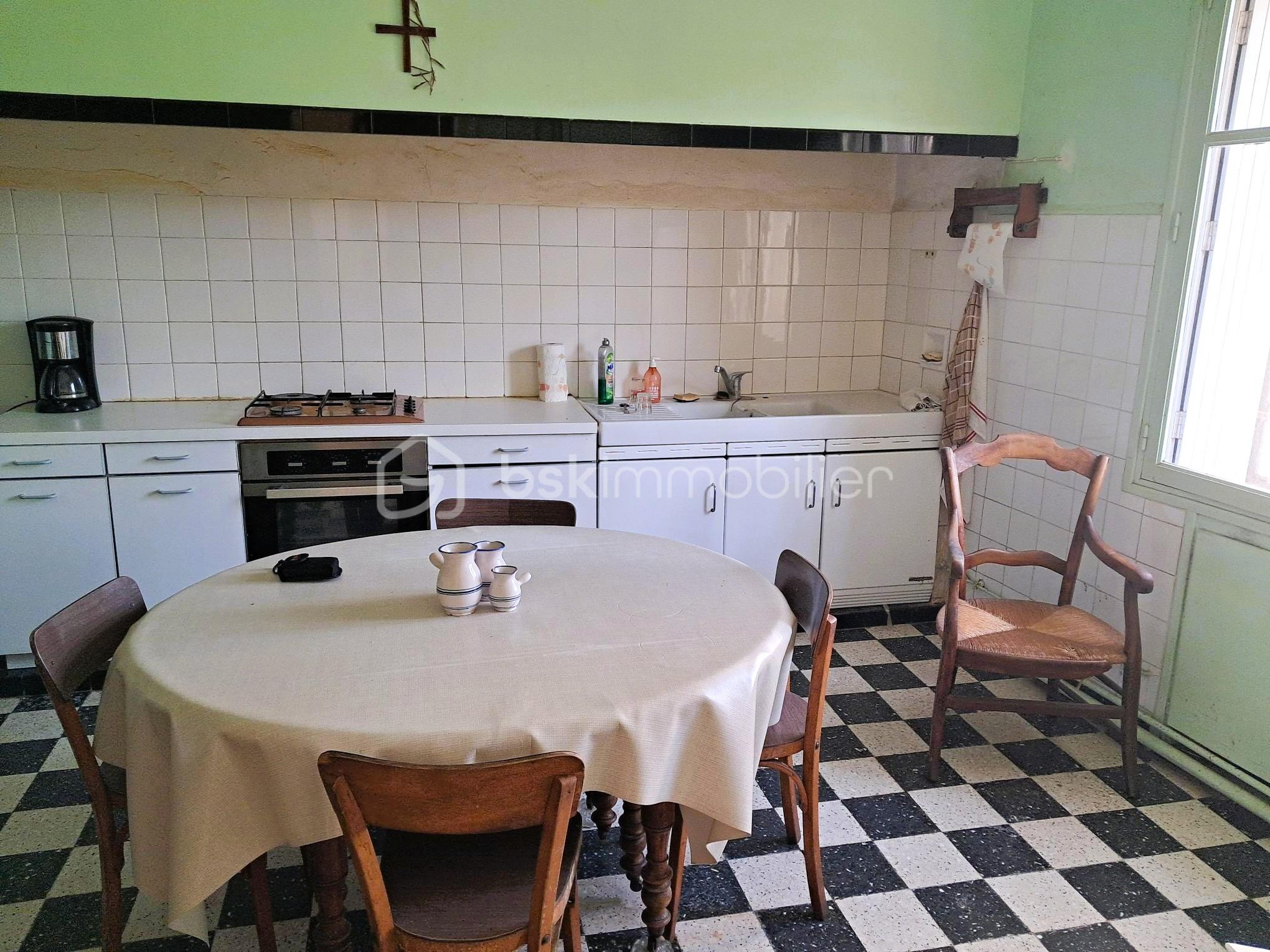 Demeure de 306 m² - 16 - cuisine 2.jpg