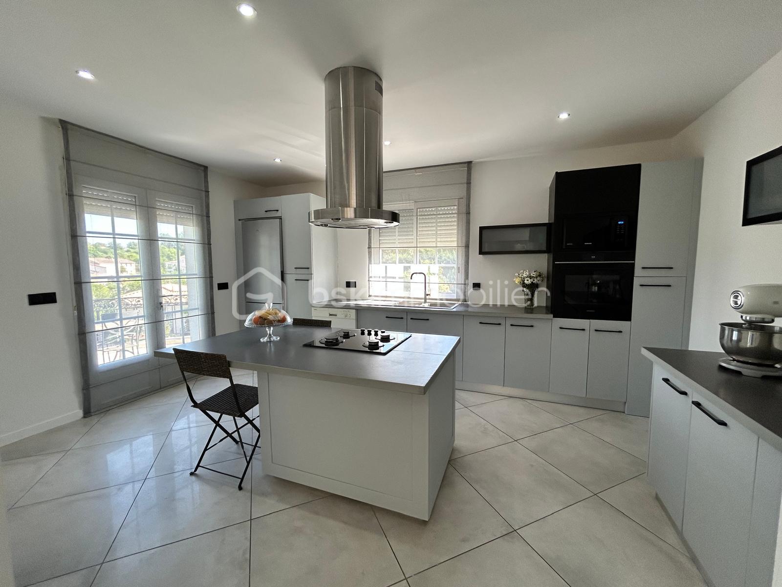 Maison contemporaine de 164 m² - CUISINE 1.jpg