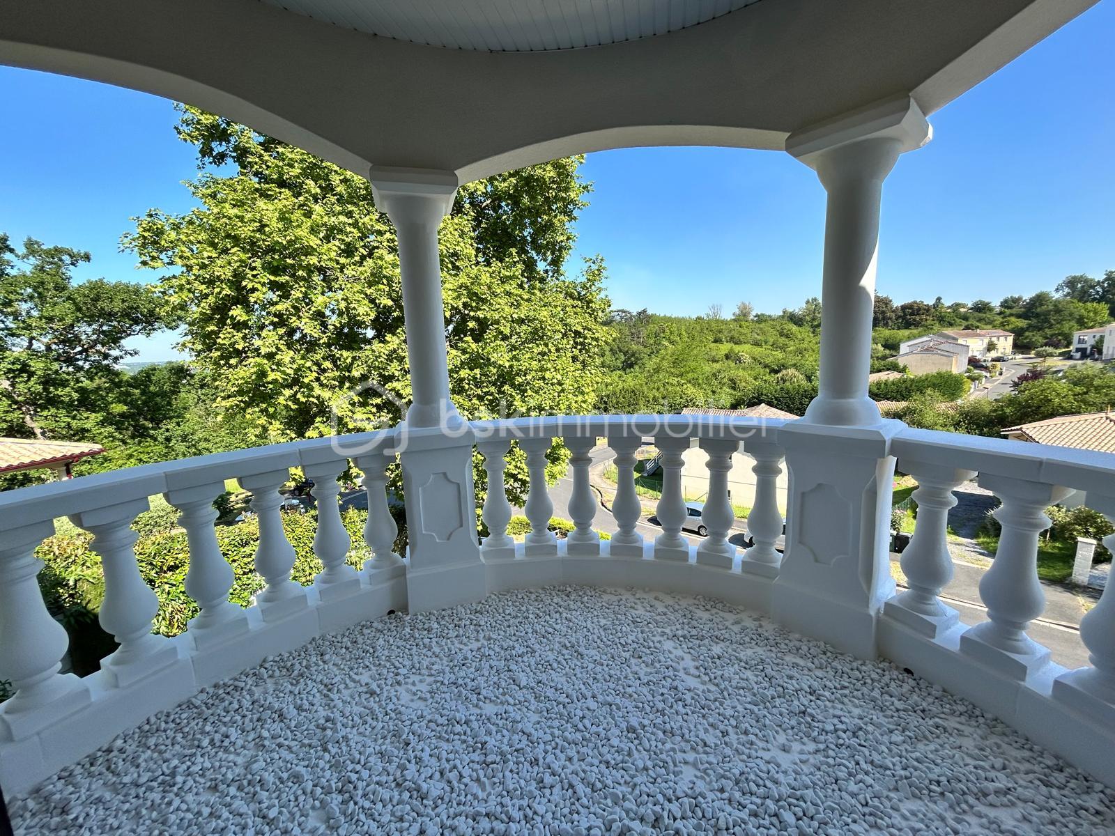 Maison contemporaine de 164 m² - BALCON.jpg
