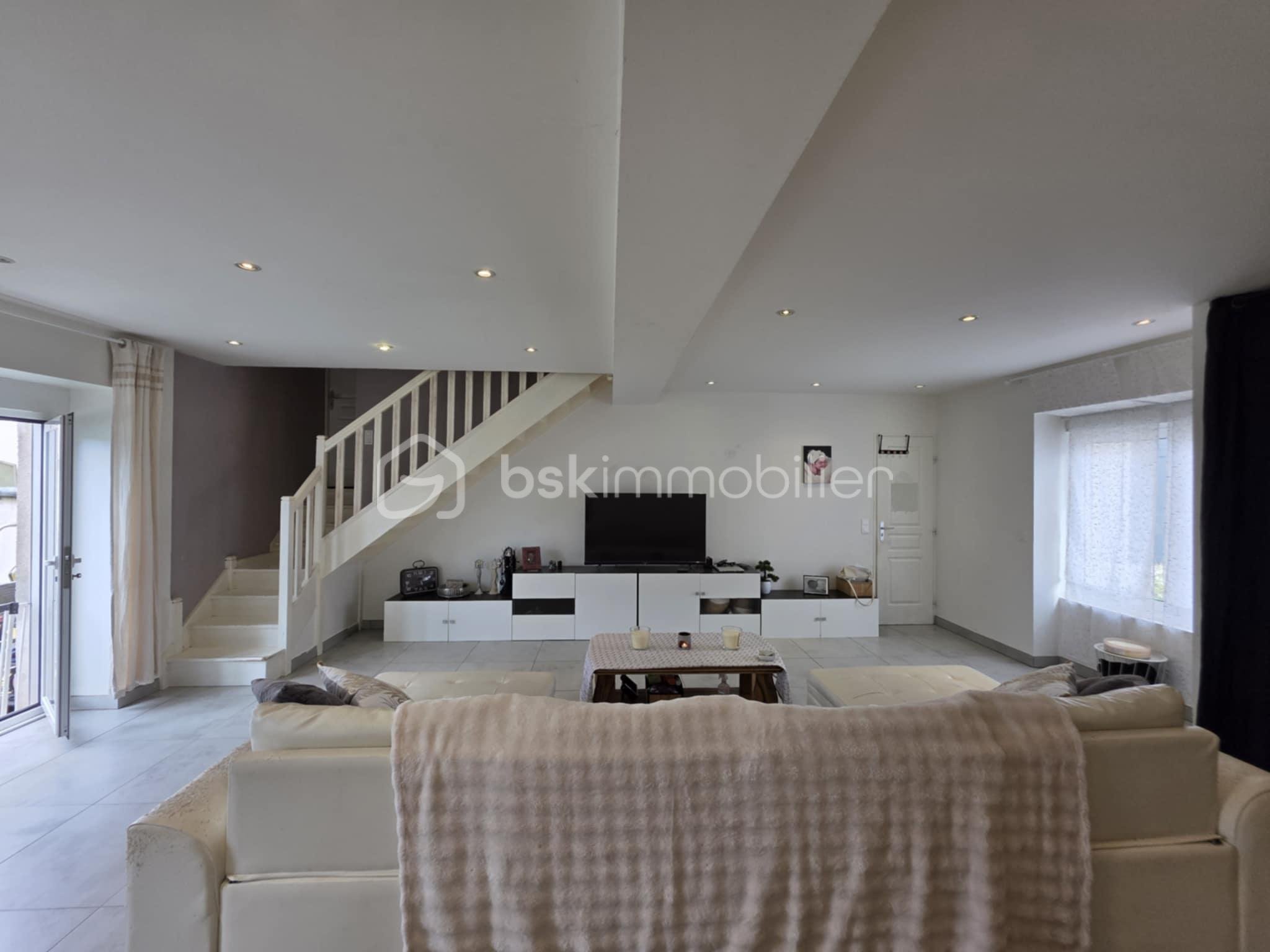 Maison ancienne de 145 m² - 566e7e85-8b54-4289-91af-11dc6555a0e1.jpeg