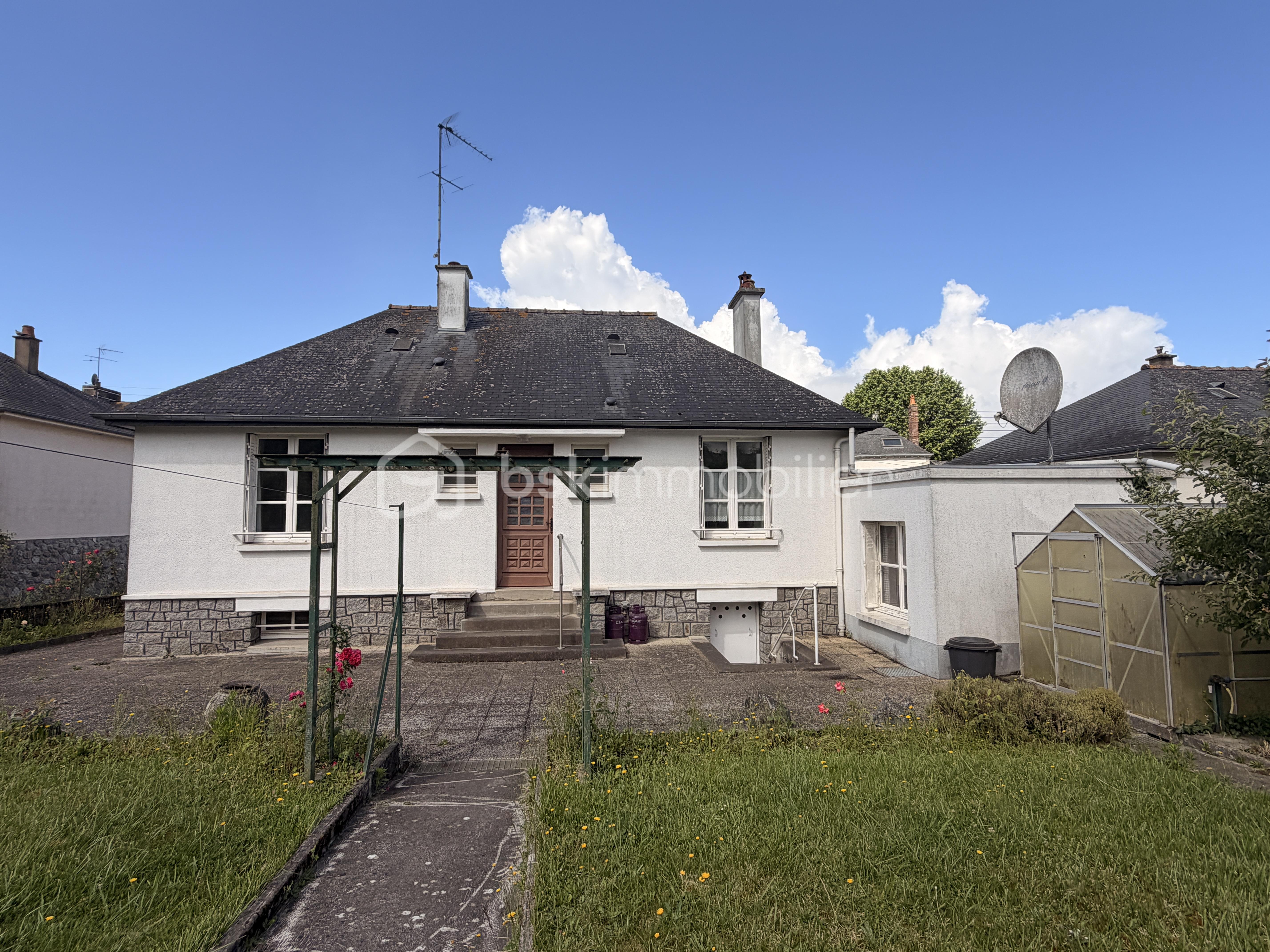 BROSSARD RUE ANJOU IMG_3285.JPG