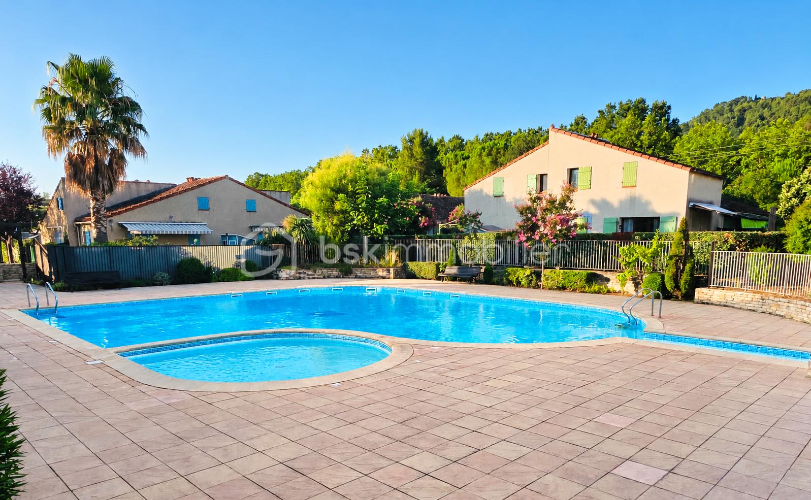 Appartement 2 pièces 28 m² · à Le Beausset · 28 m² · 160 000 €