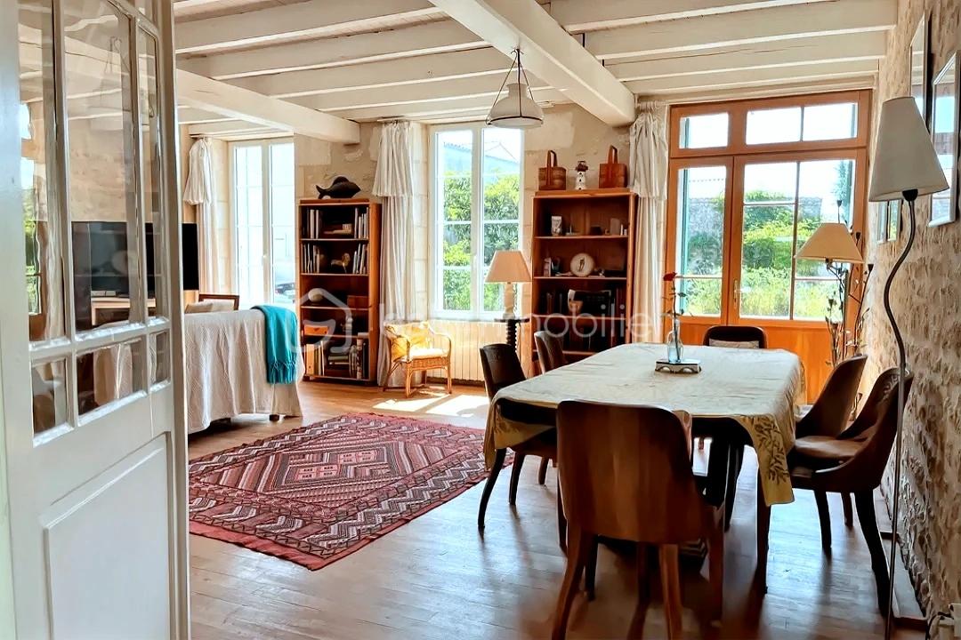 Maison de 220 m² - 05ahoqi.jpg